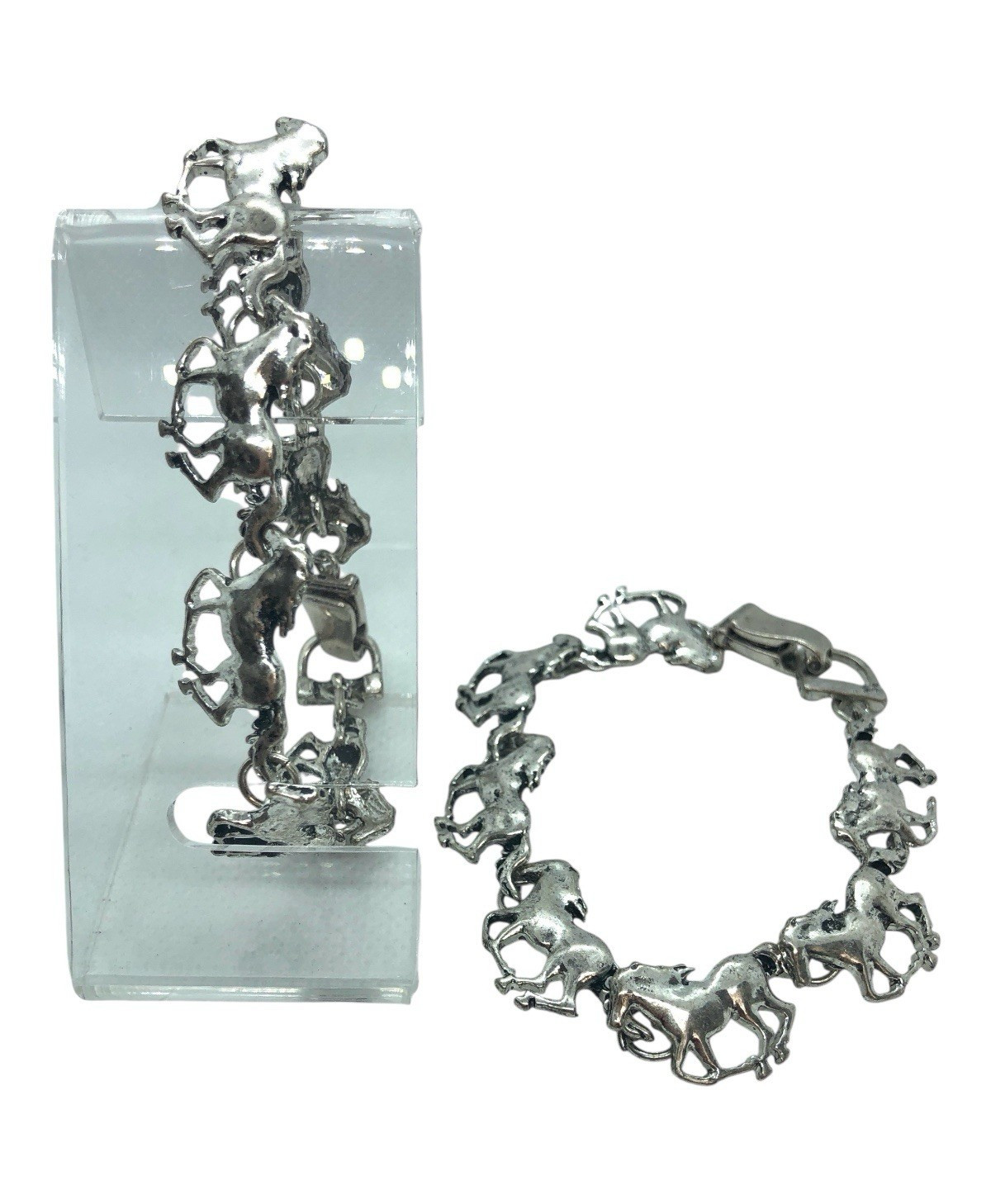 Silver Tone Horse Link Charm Bracelet, Metal Chain, Magnetic Clasp, No Stone