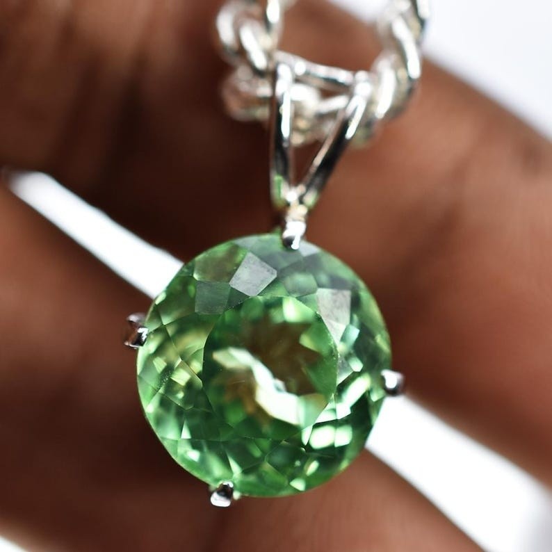 Natural Green Sapphire Pendant 27.65 Ct 925 Sterling Silver Gift Her