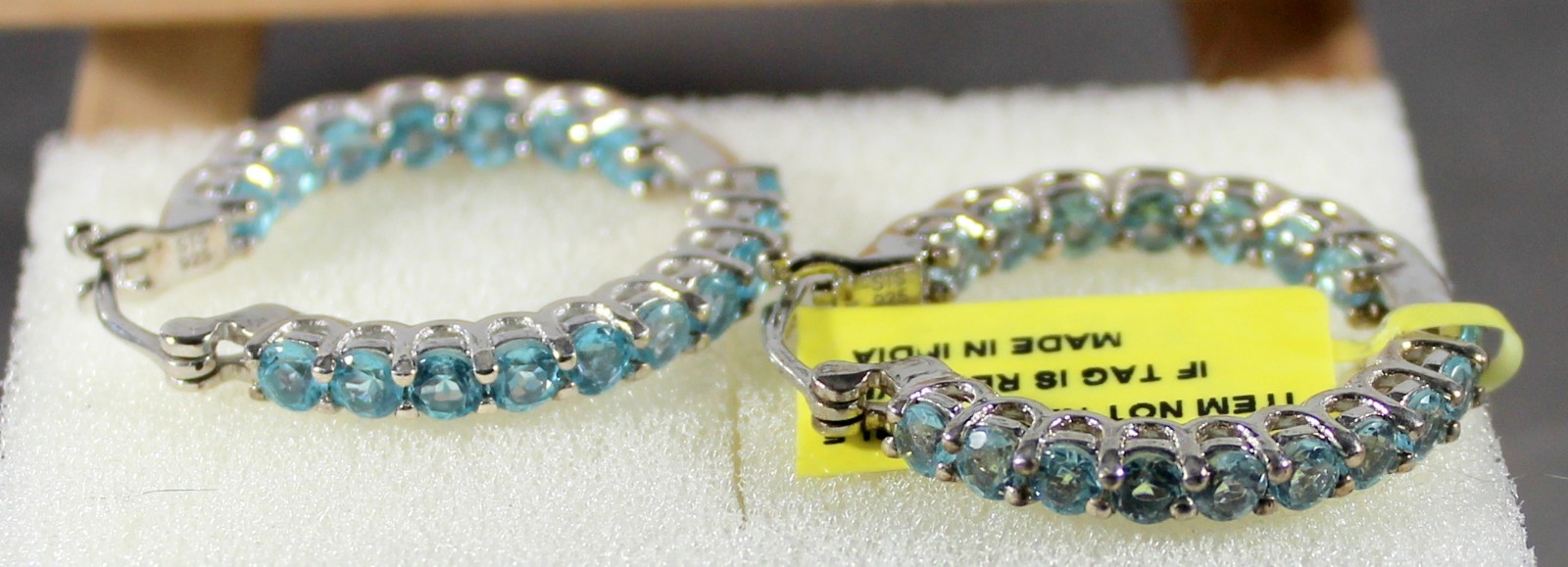 MADAGASCAR PARAIBA APATITE-INSIDE/OUTSIDE-CLICKER CLOSE-EARRINGS-PLAT/STER SILV
