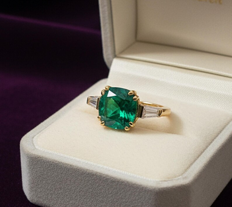 Emerald Ring, Brass Gold Alloy ,Green Gemstone Ring ,Women Gift for her
