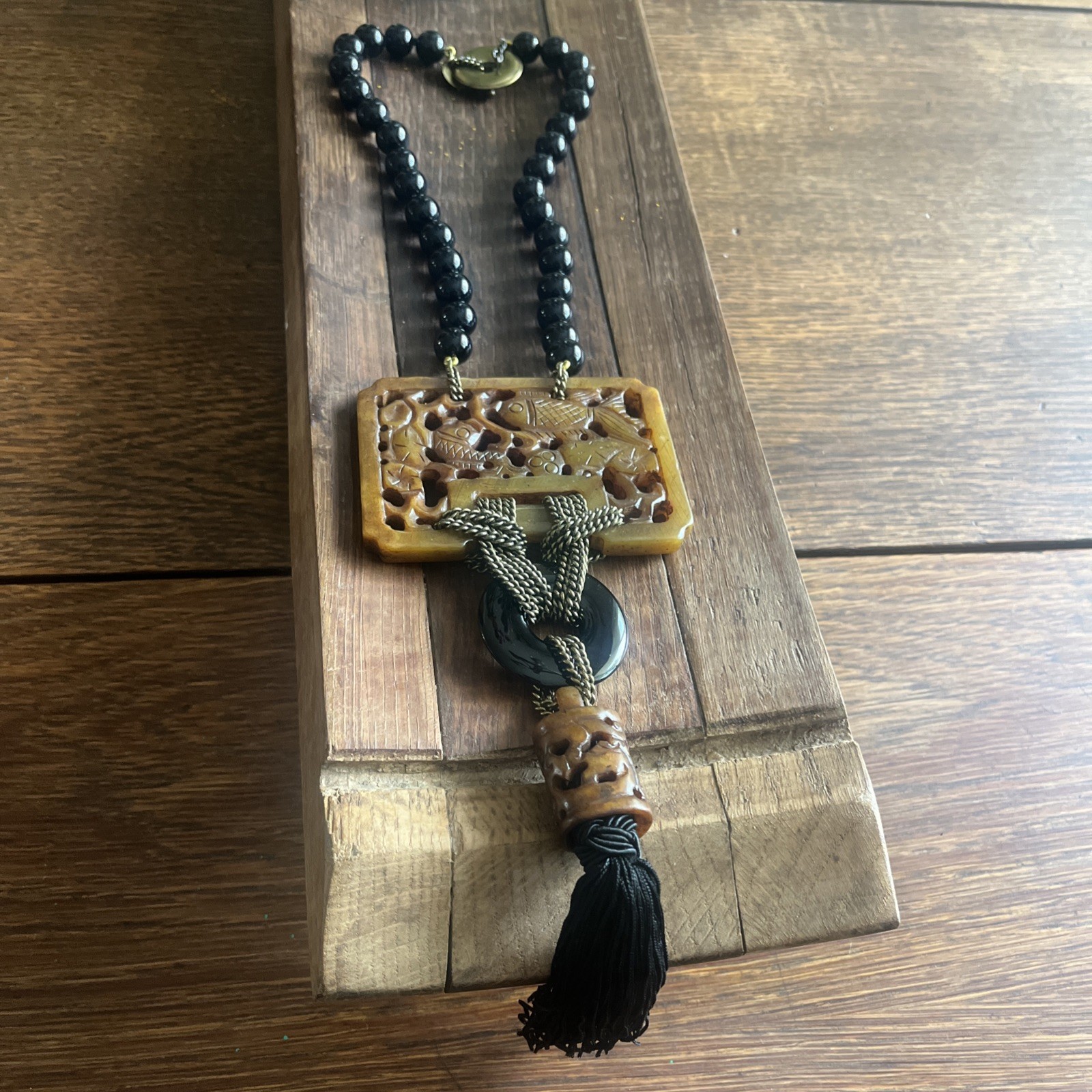 Heidi Daus Asian Design Chinoiserie Necklace Onyx Beads Carved Pendant Tassel