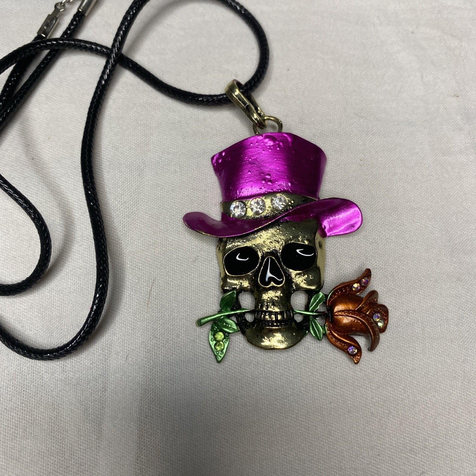 Skull Necklace Pink Top Hat Rose Pendant Gothic Halloween Costume Jewelry New