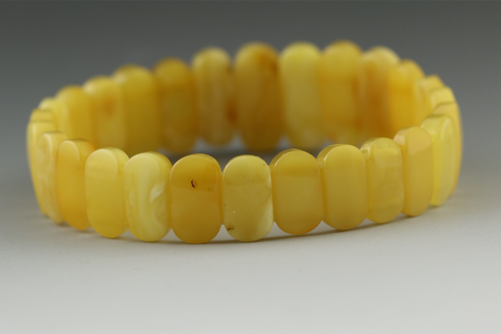 Genuine BALTIC AMBER Egg Yolk Pieces Stretch Unisex Bracelet 10.1g 201013-2