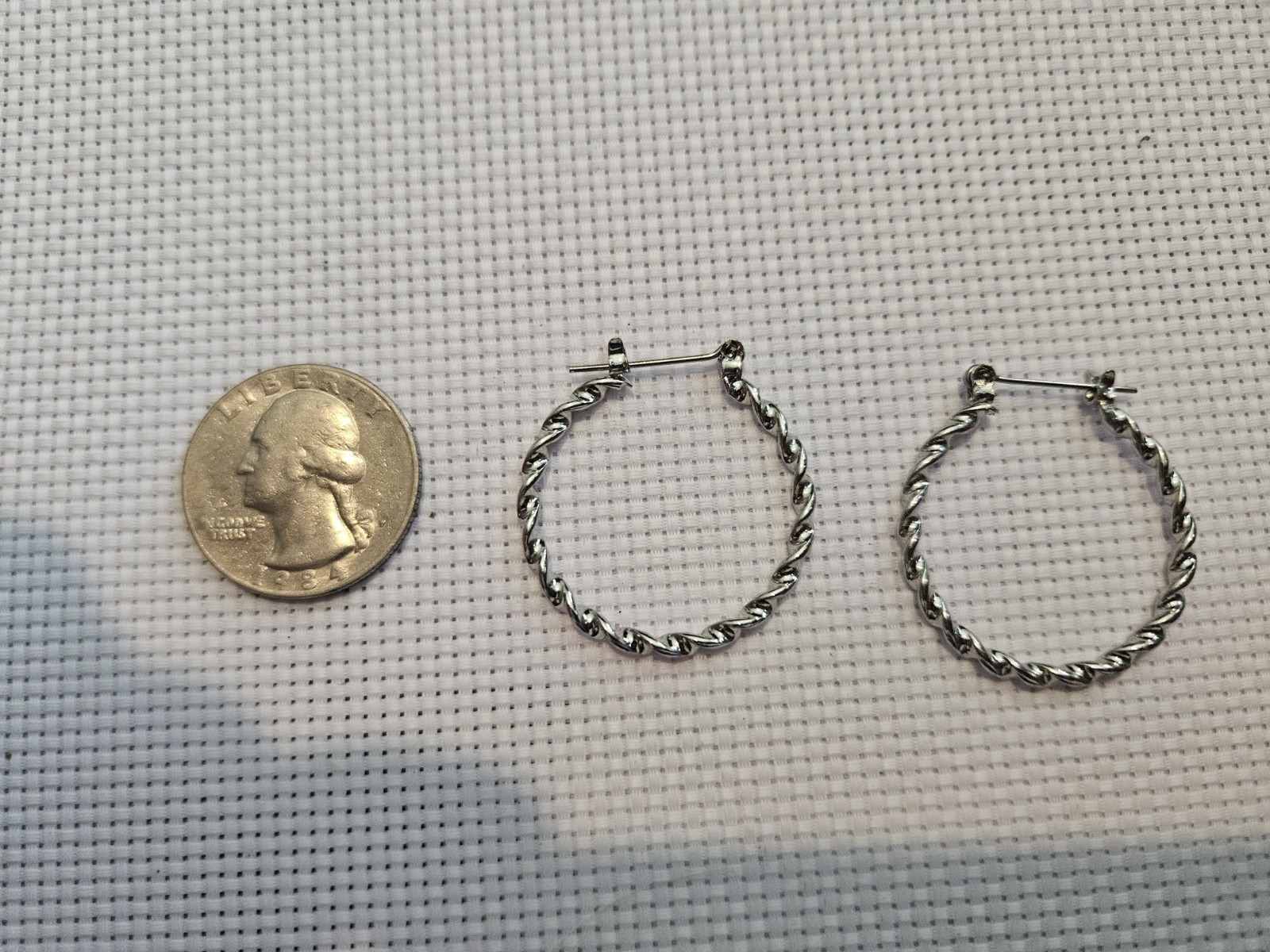 Twisted Silver Tone Hoop Earrings Rope Textured Medium Classic Everyday Jewelry