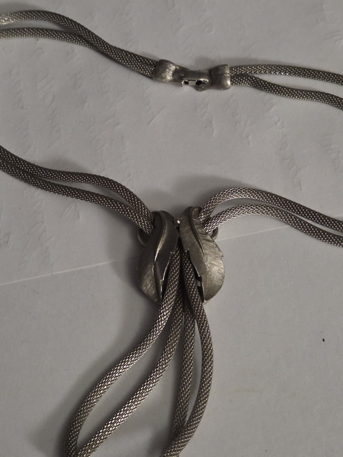 Silver Tone Mesh Multi-Chain Lariat Necklace Adjustable Slide Leaf Pendant