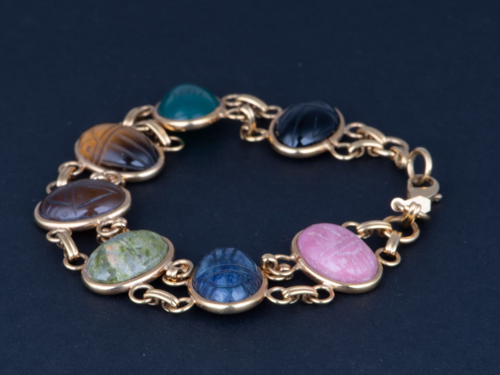 14K Gold Bojar Company Vintage Carved Scarab Gemstone Bracelet 7.25″ Natural Gem