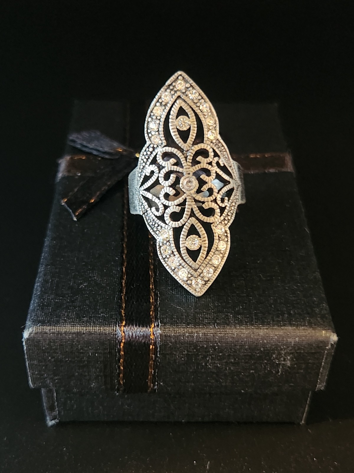 Vintage Art Deco style filigree cocktail ring, marquette Armour navette Gothic