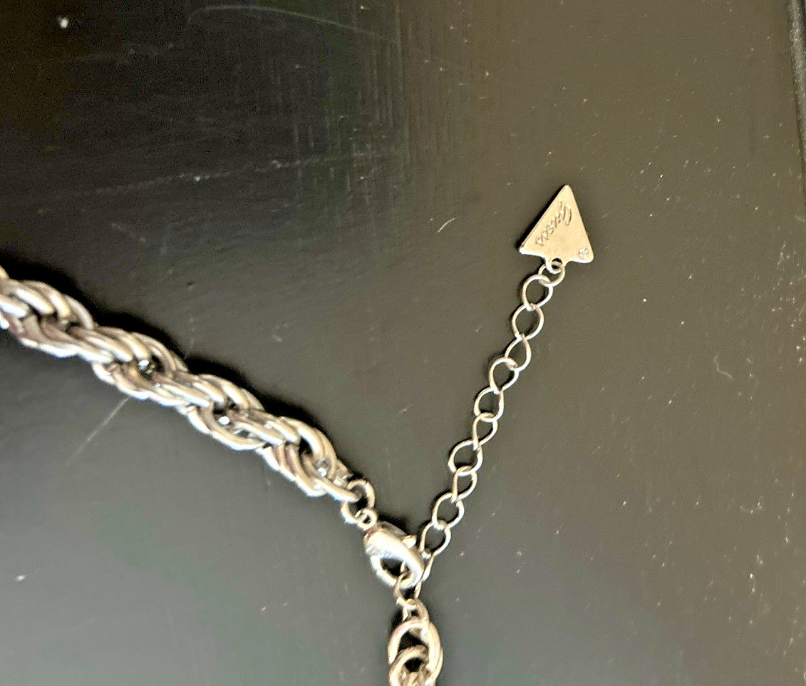 Guess Silver Tone Twisted Rope Chain Necklace Adjustable 22″-23.5″
