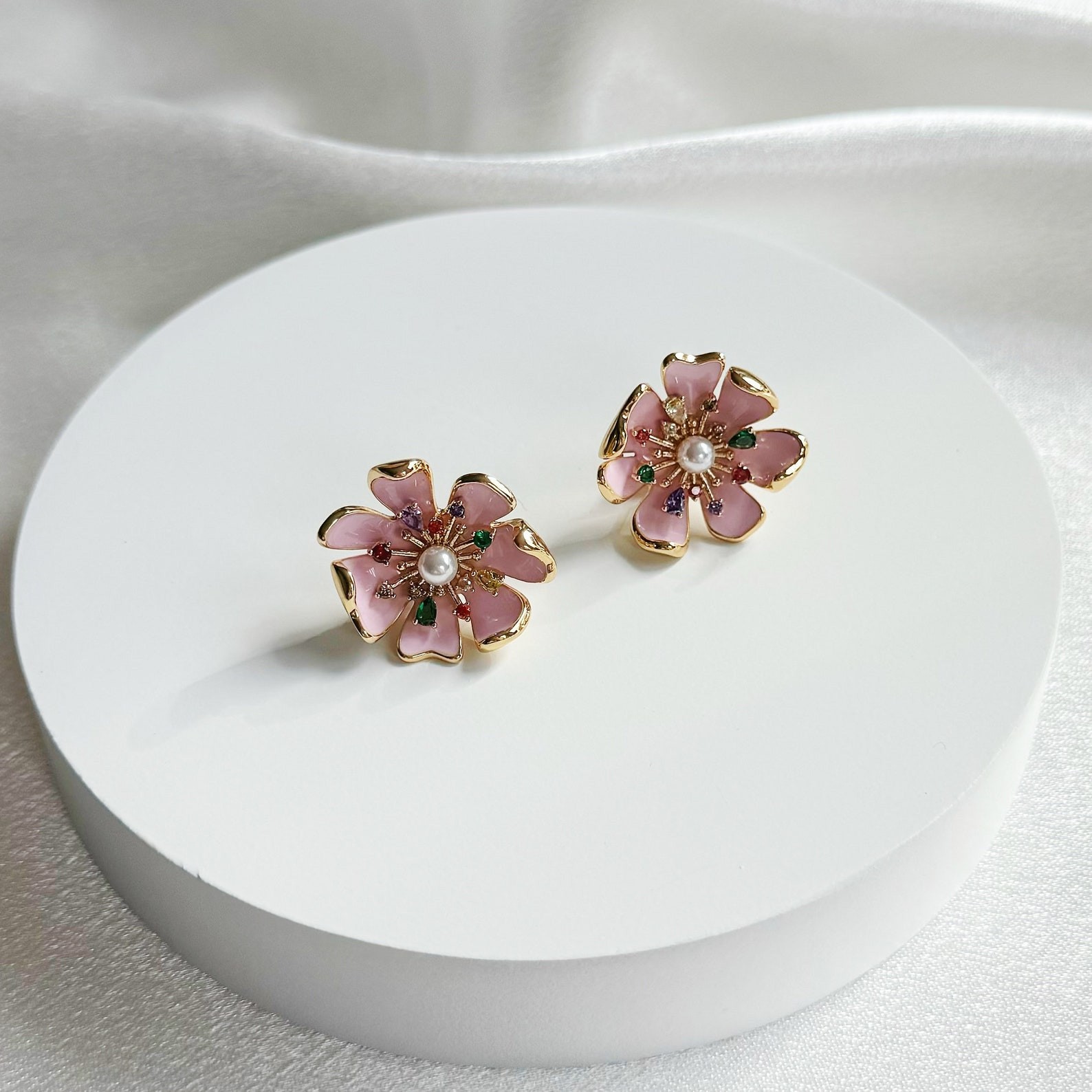 Kate Flower Bloom light pink stud earrings Gift for her