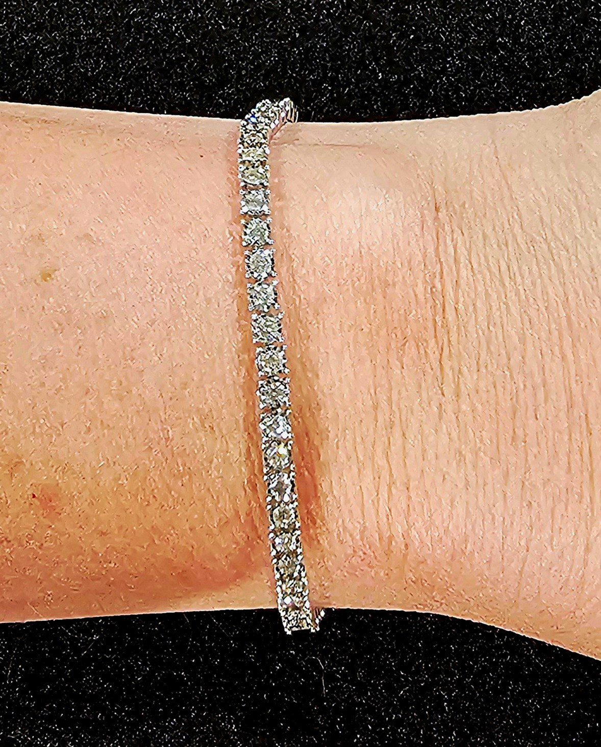 2 Carat TW VERA WANG tennis Bracelet From Jared’s Jewlers