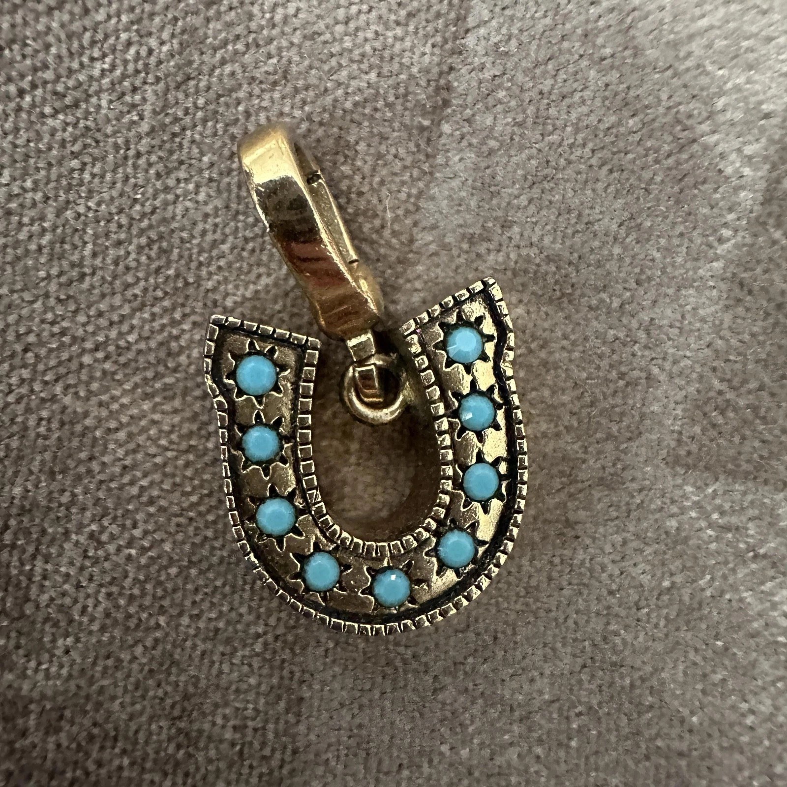 VTG 2004 Juicy Couture Turquoise Horseshoe Charm Pendant Gold Rhinestone Western