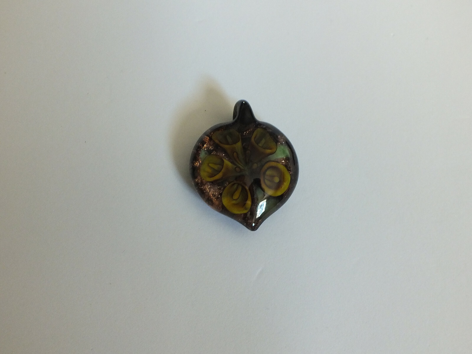 Beautiful Pendant Glass Black Brown Green Copper Sparkle 1 1/2 x 1 1 /4″ NICE