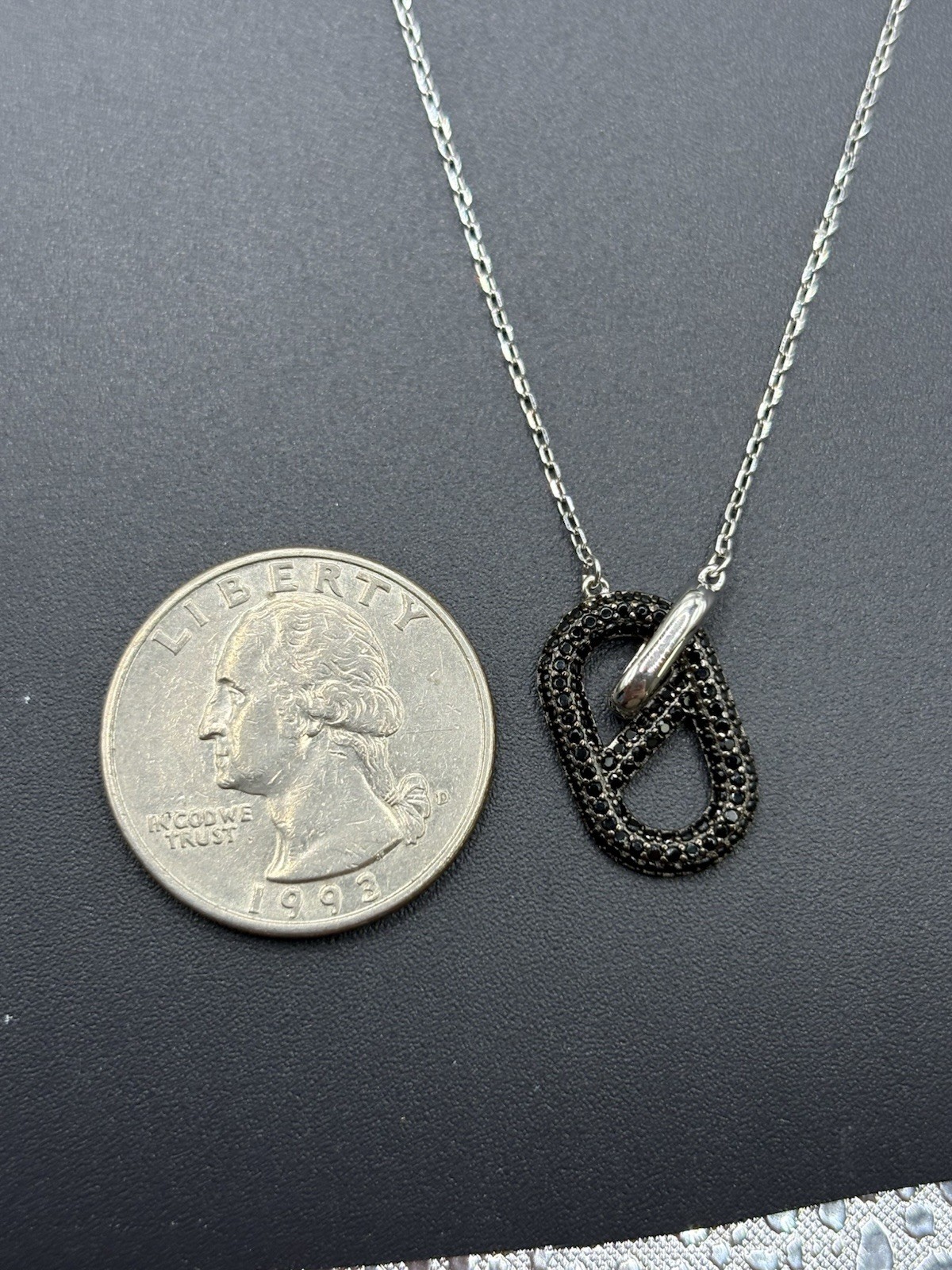 New Condition 18″ Sterling Silver Black Cubic Zirconia Paper Clip Necklace 925