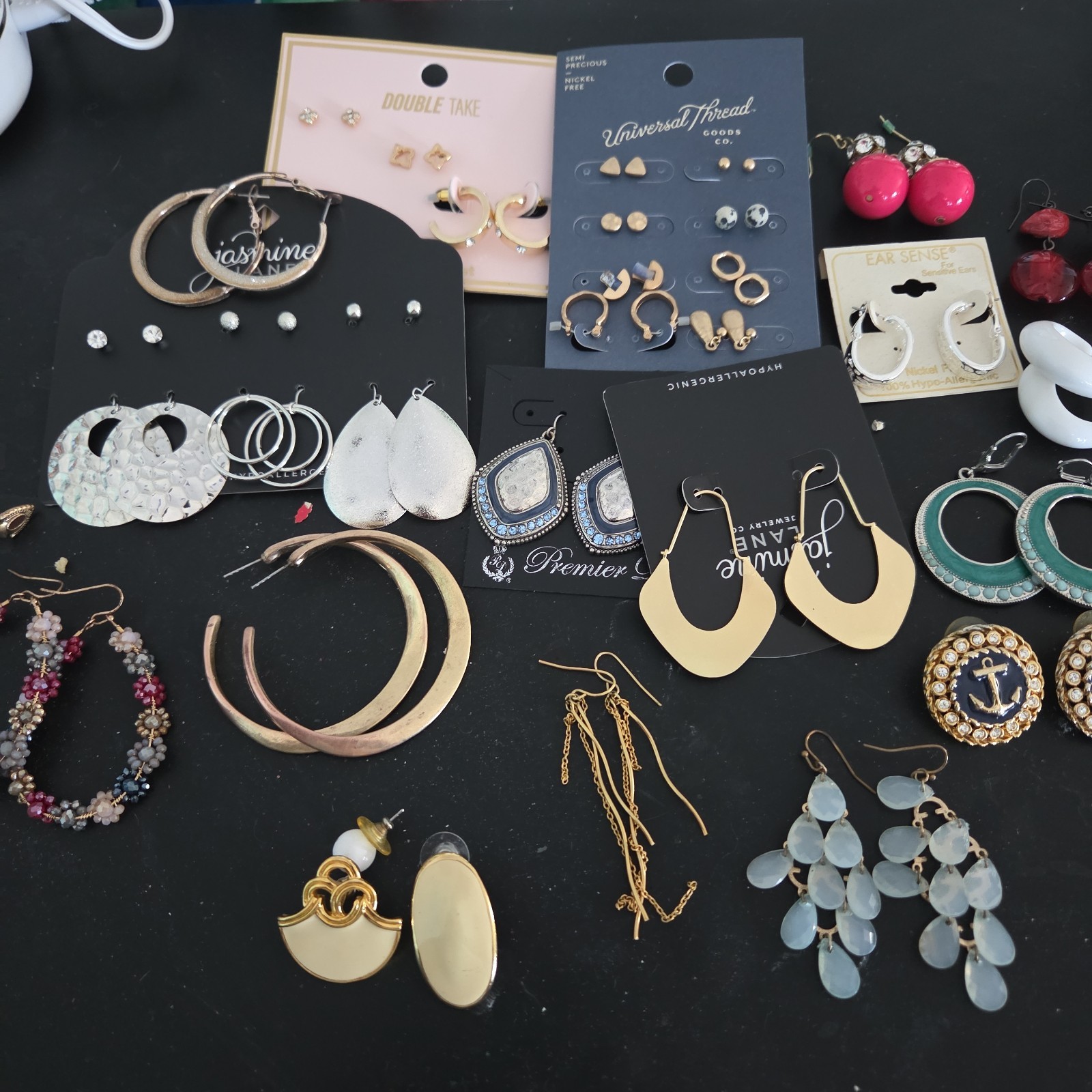 Lot of New & Used Earrings . Mixed colors and models.