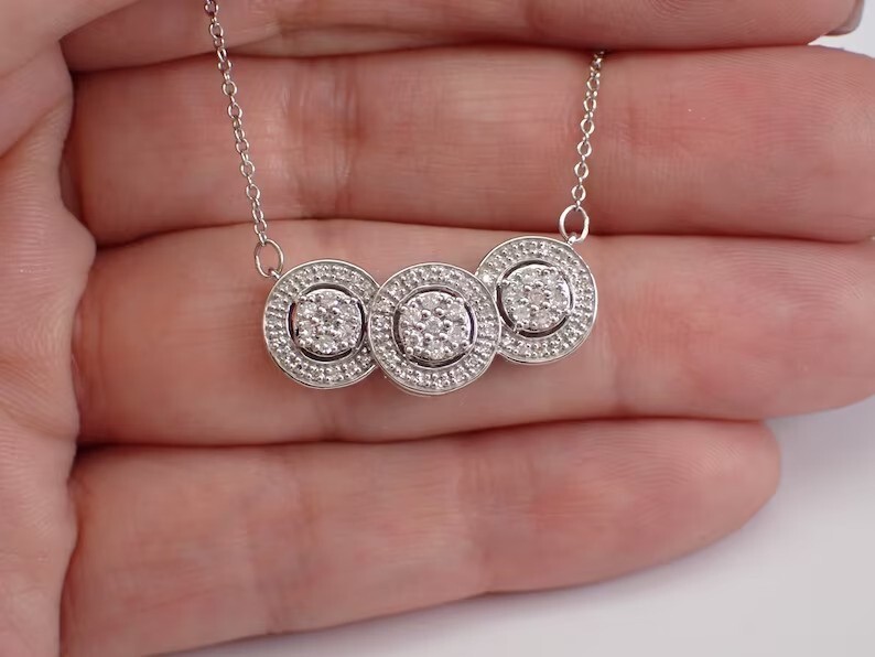 2Ct Round Cut Simulated Diamond Gorgeous Halo Pendant In 14K White Gold Plated
