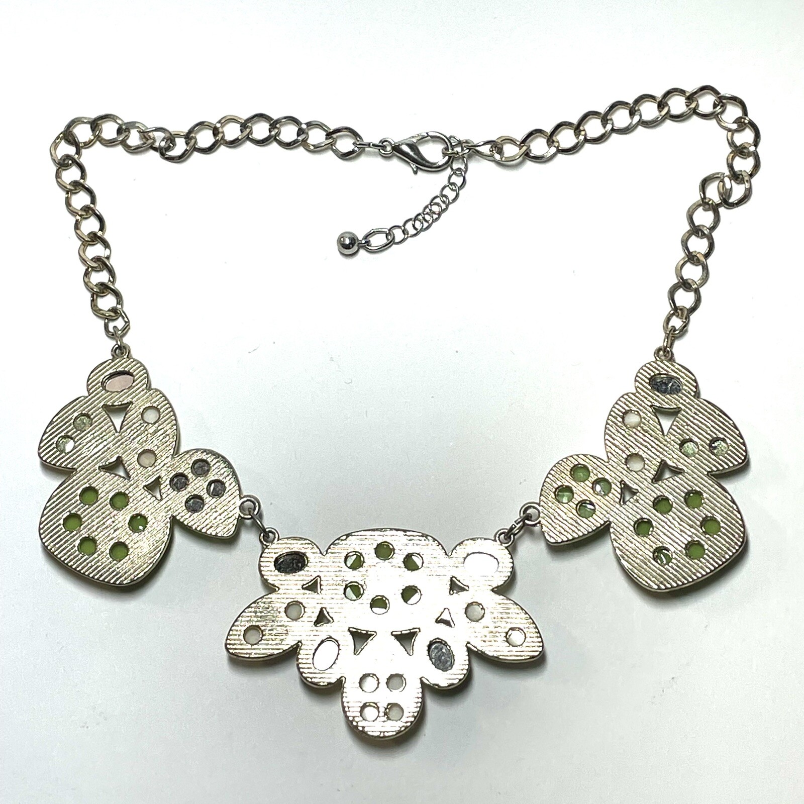 NECKLACE sparkly green marbleized white acrylic metal medallions vintage style