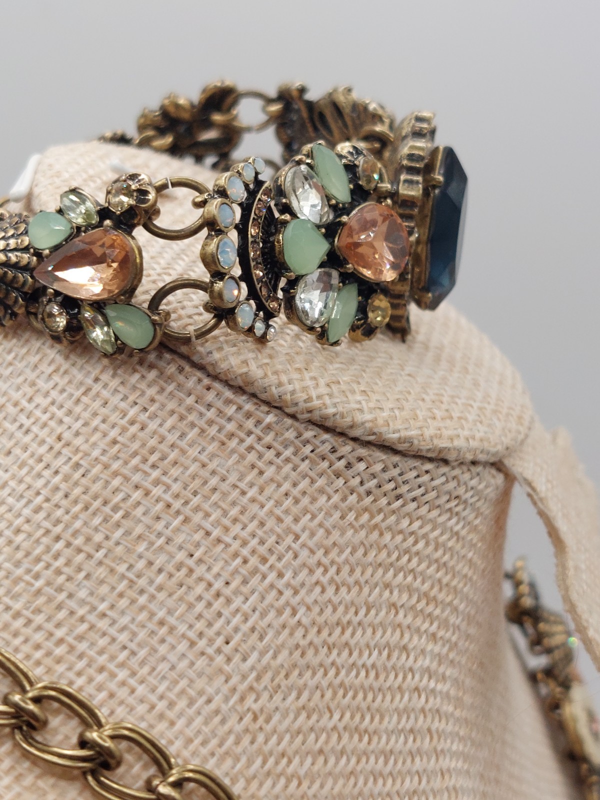Floral Statement Necklace Bracelet Set Chloe Isabel Blue Peach Mint Earthy Glam
