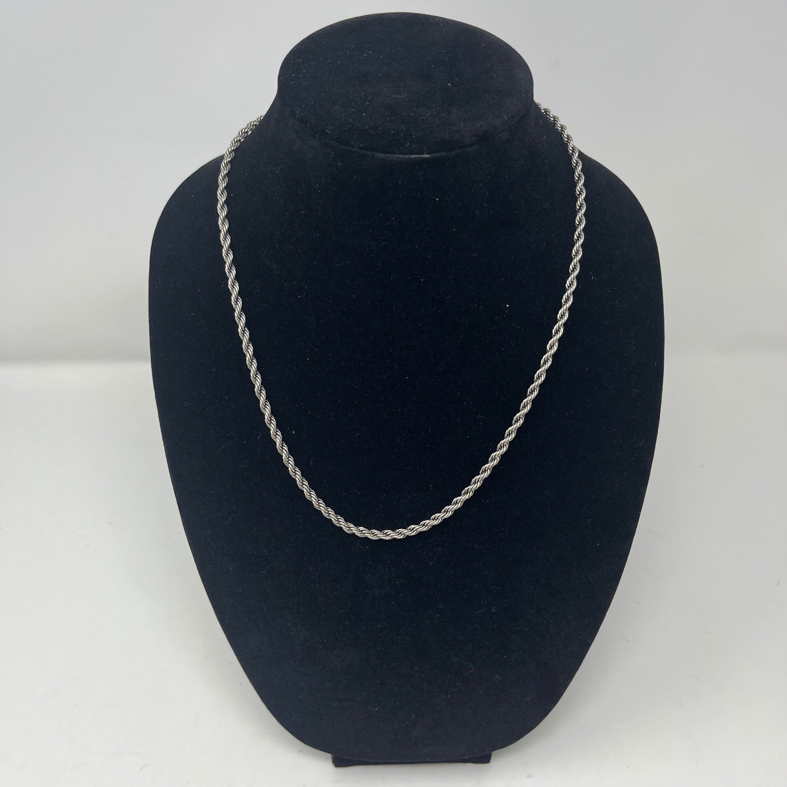 Silverso Jewelry Silver Tone Rope Chain Necklace 22 Inch Twisted Link