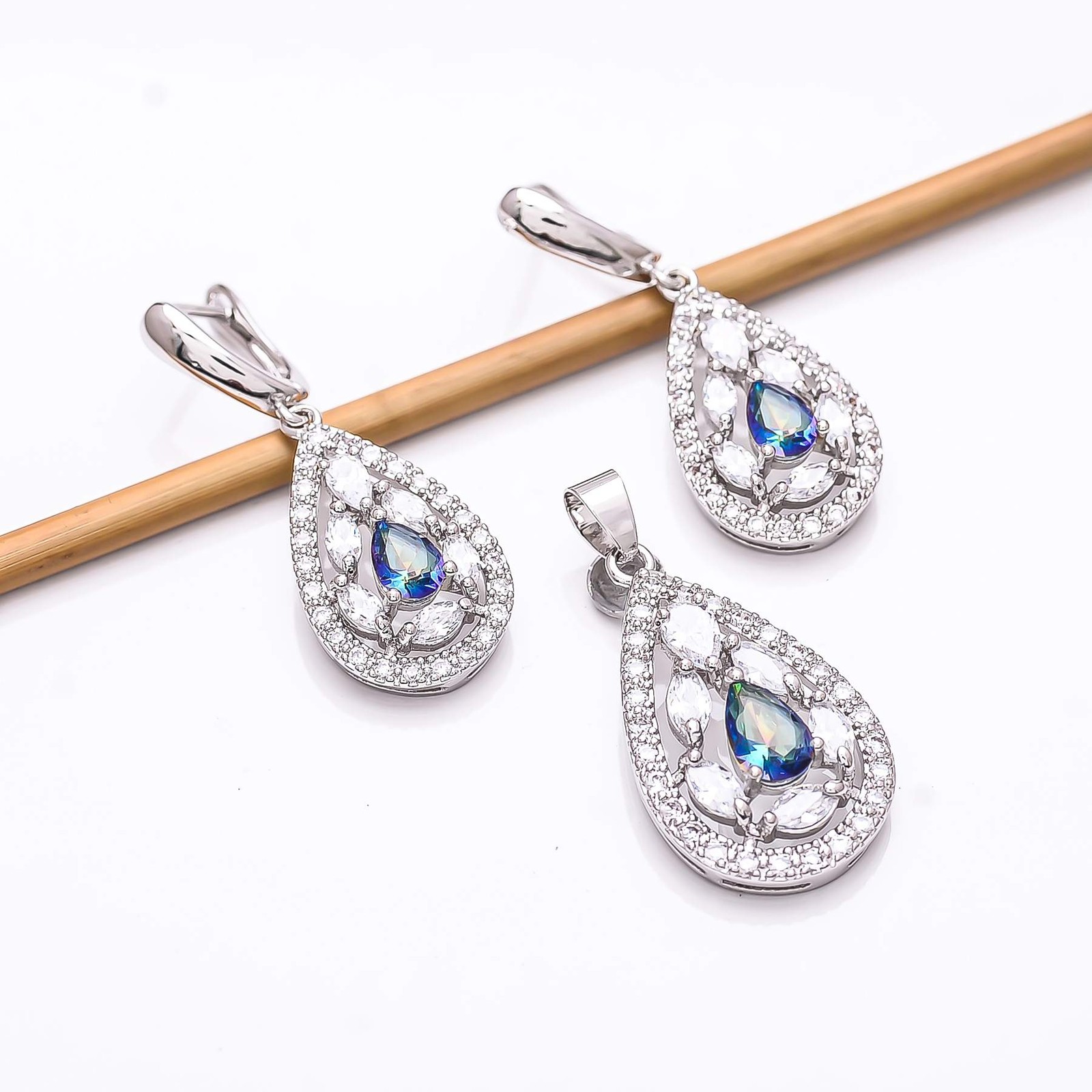 Blue Rainbow Mystic Fire Topaz & CZ 925 Silver Handmade Pendant Set PS8171