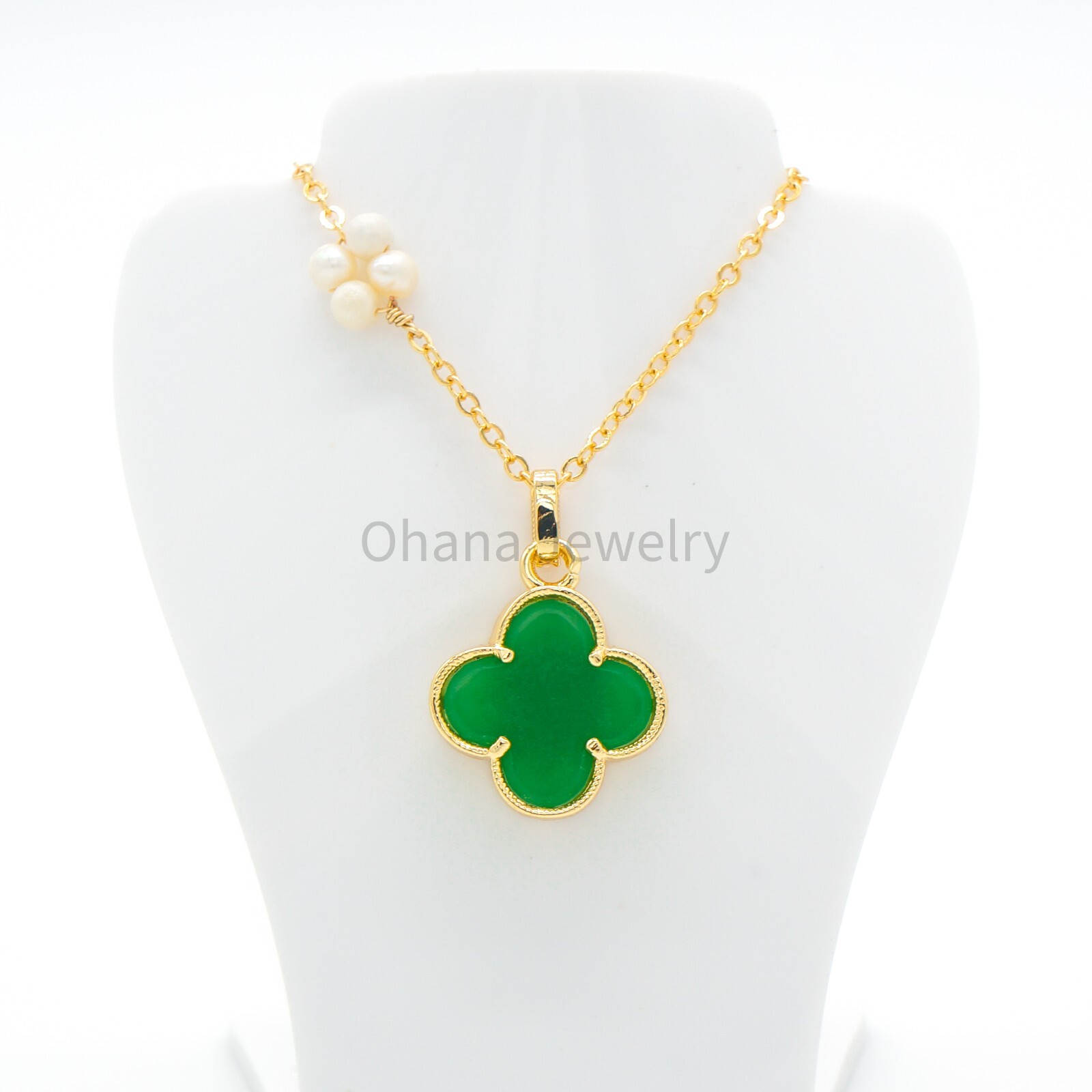 Natural Green Jade Copper Freshwater Pearl 18″ Oval Link Necklace- 4 Leaf Clover