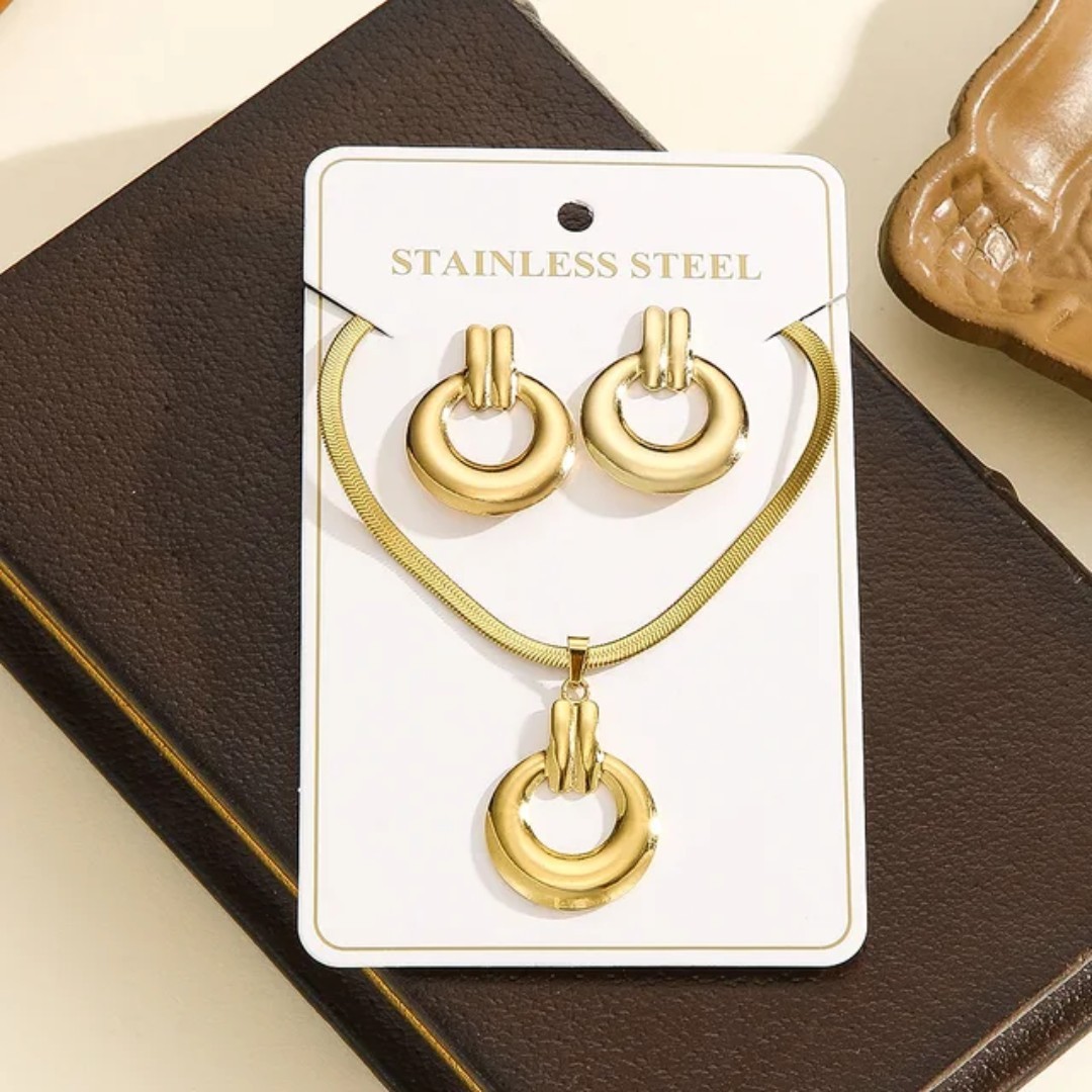 Gold Tone Stainless Steel Jewelry Set Necklace Pendant Earrings