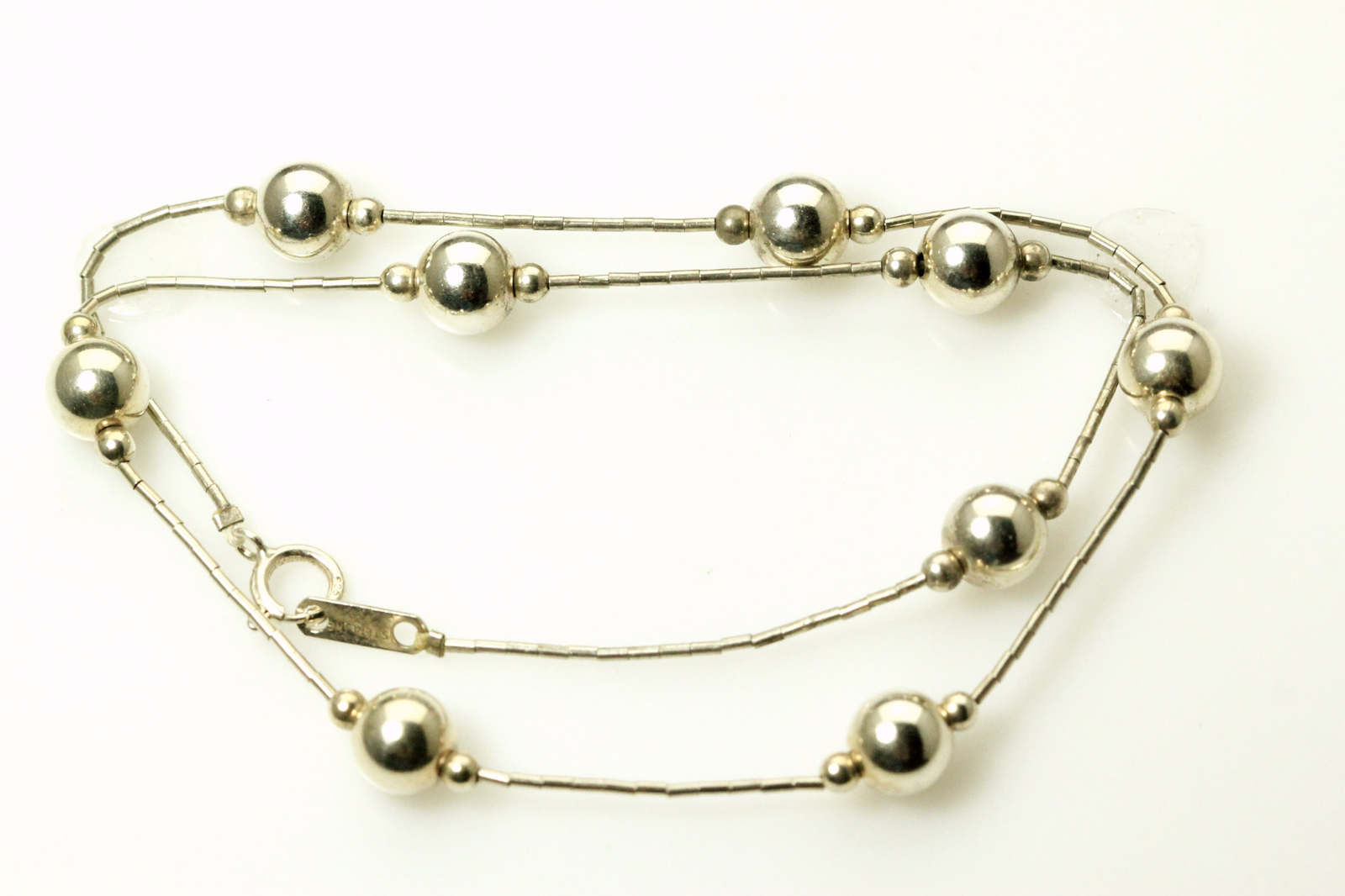 925 Sterling Silver 16″ Necklace w/8 mm Bead Stations 7.6 Grams (NEC4373)
