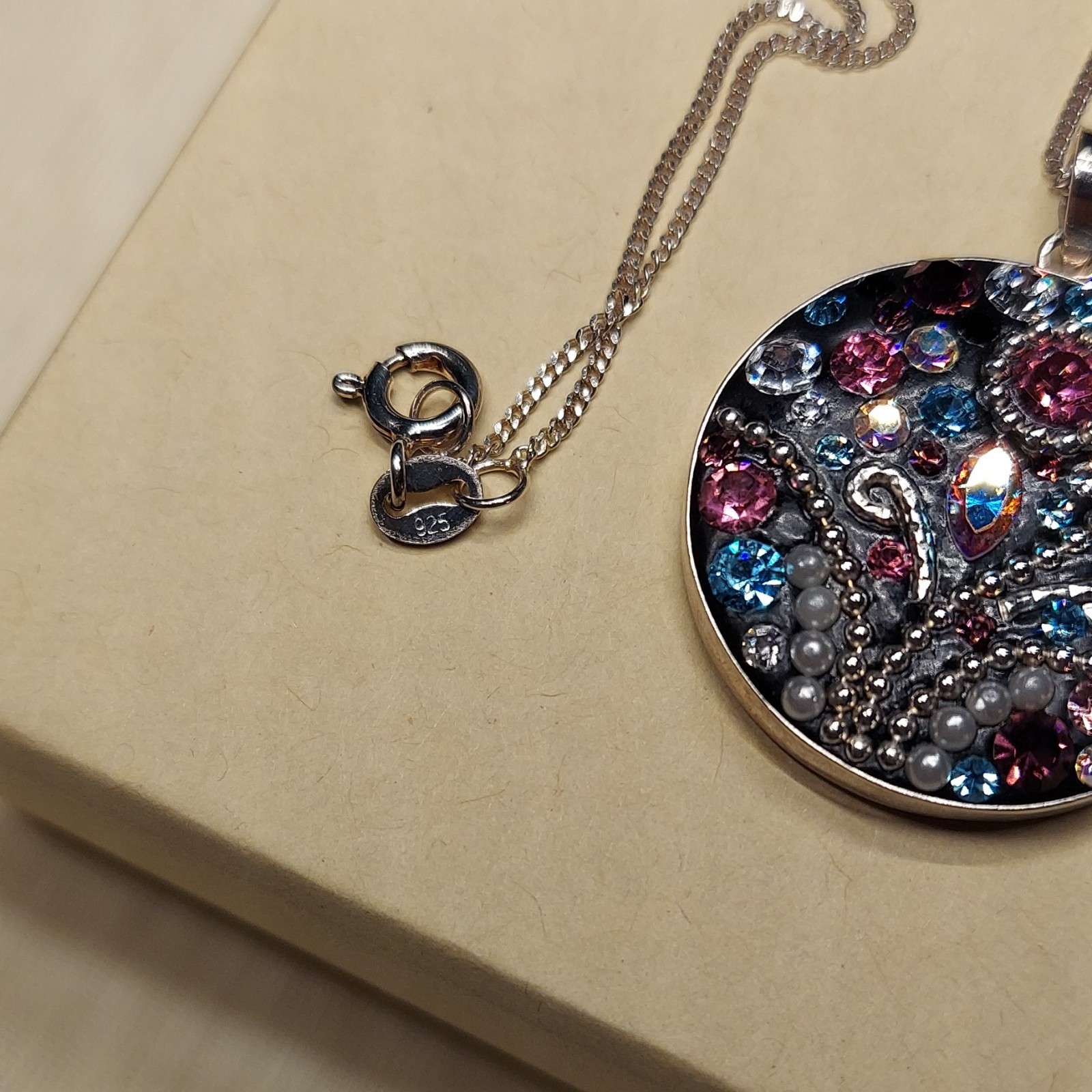 MULTICOLOR crystal silver 925 Round Rhinestone Pendant Necklace, Cable Chain