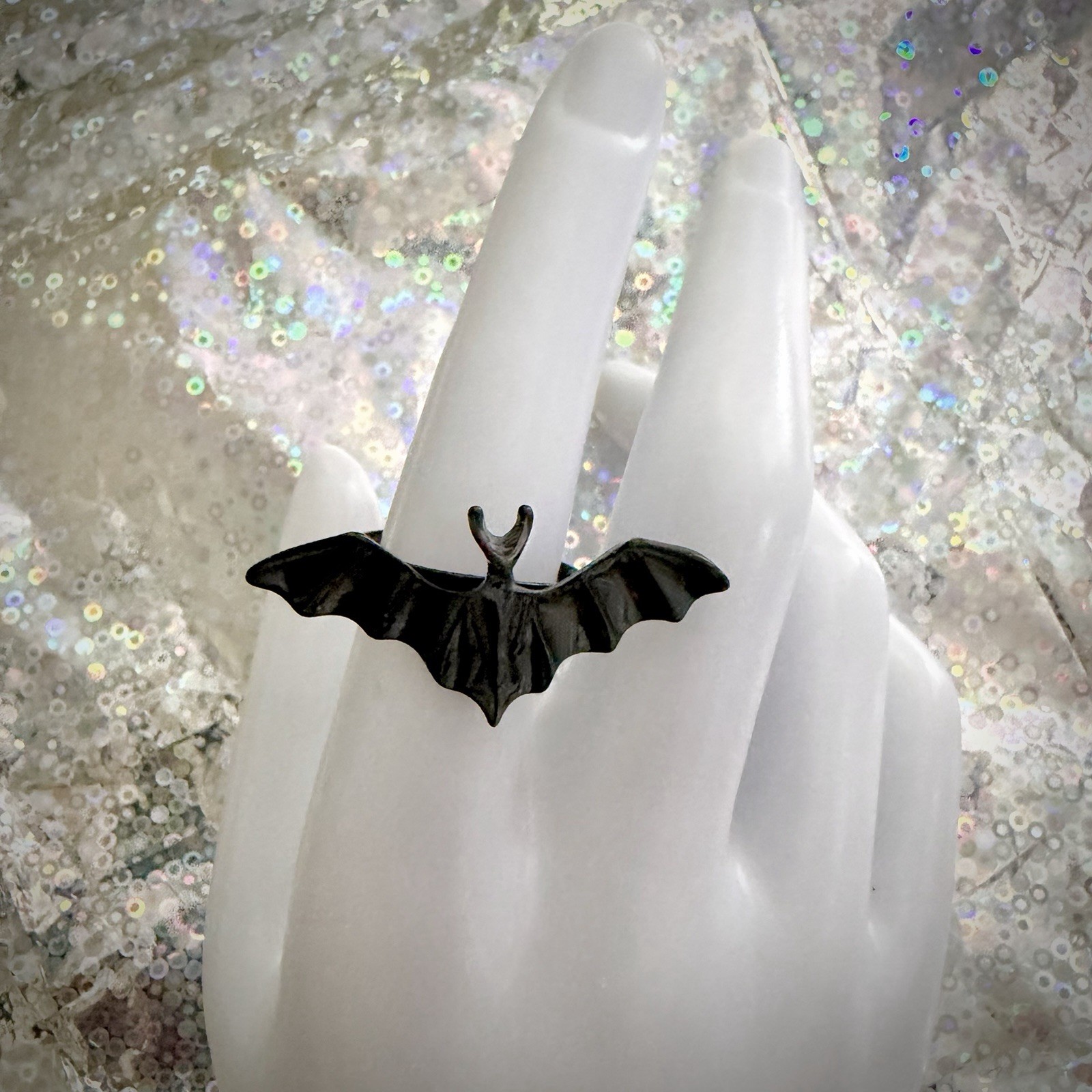 Black Vampire Bat Ring 🦇