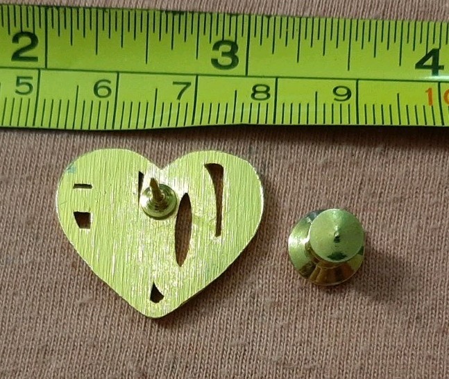 Cute Gold Tone Love Inside Heart Retro Style Jacket Lapel Pin