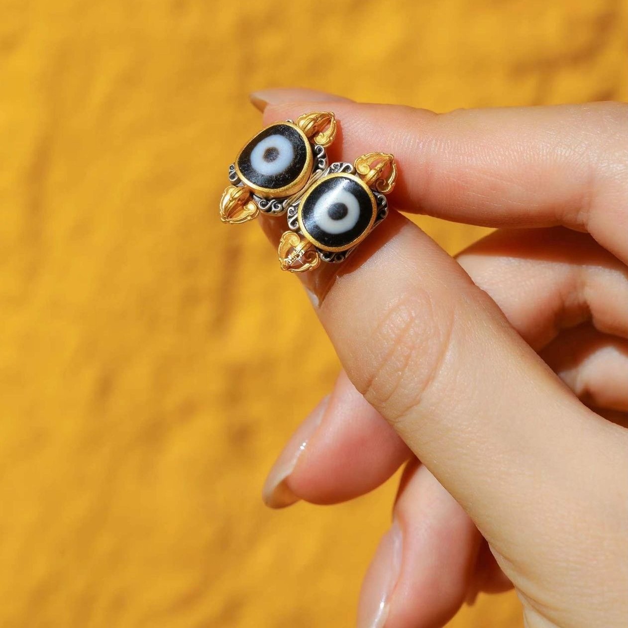 Tibetan Style Dzi Bead Look Ear Studs Silver Plated Women Vintage Earrings