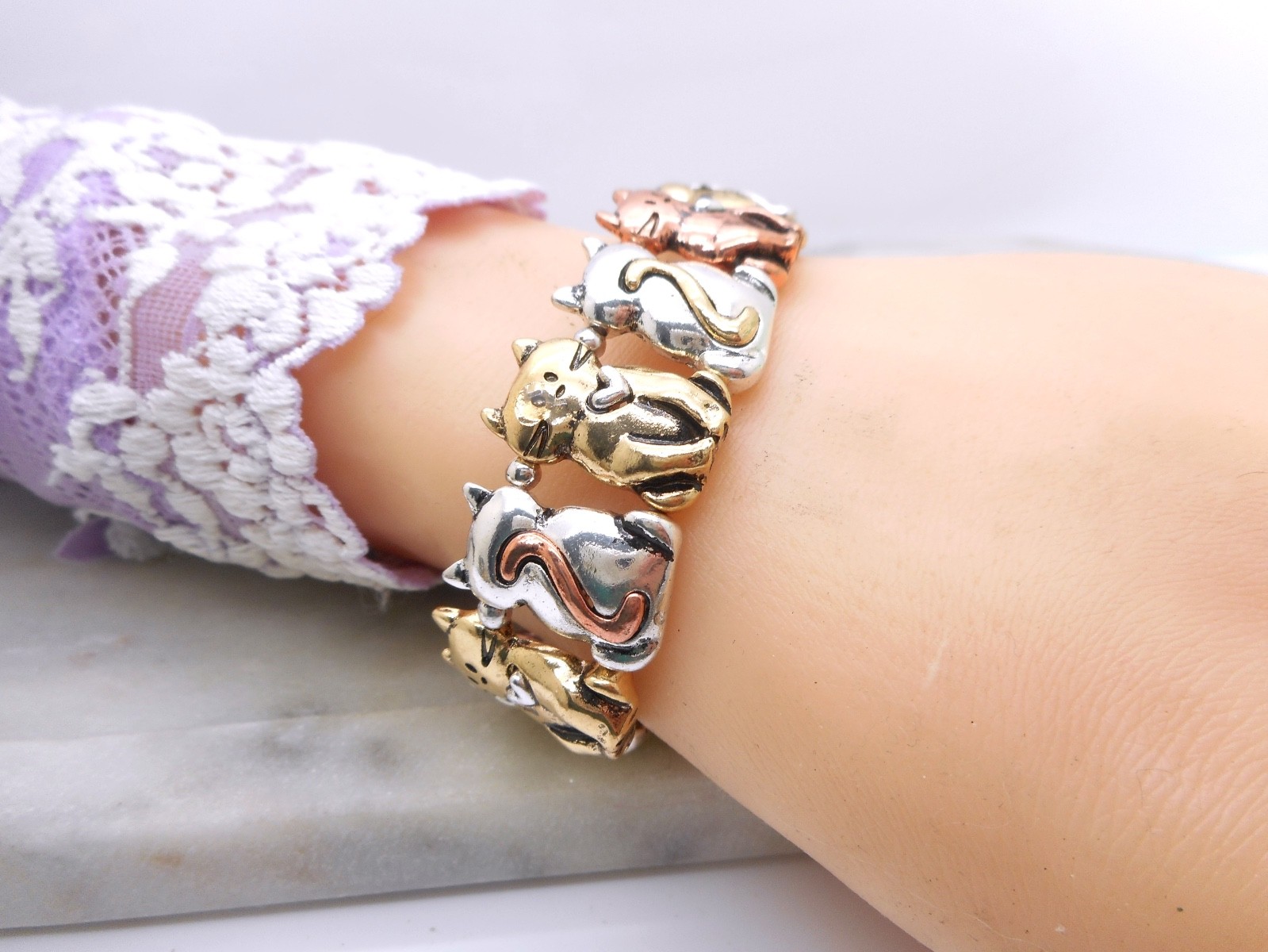 Cat Kitty Charm Bracelet Silver Plated Quality Stretch NEW 3 Tone