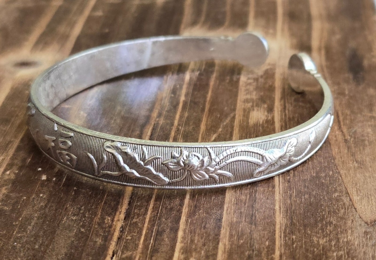 Woman Tibetan Bangle Bracelet Silver Tone Totem Carved Stackable bulk 10 pc