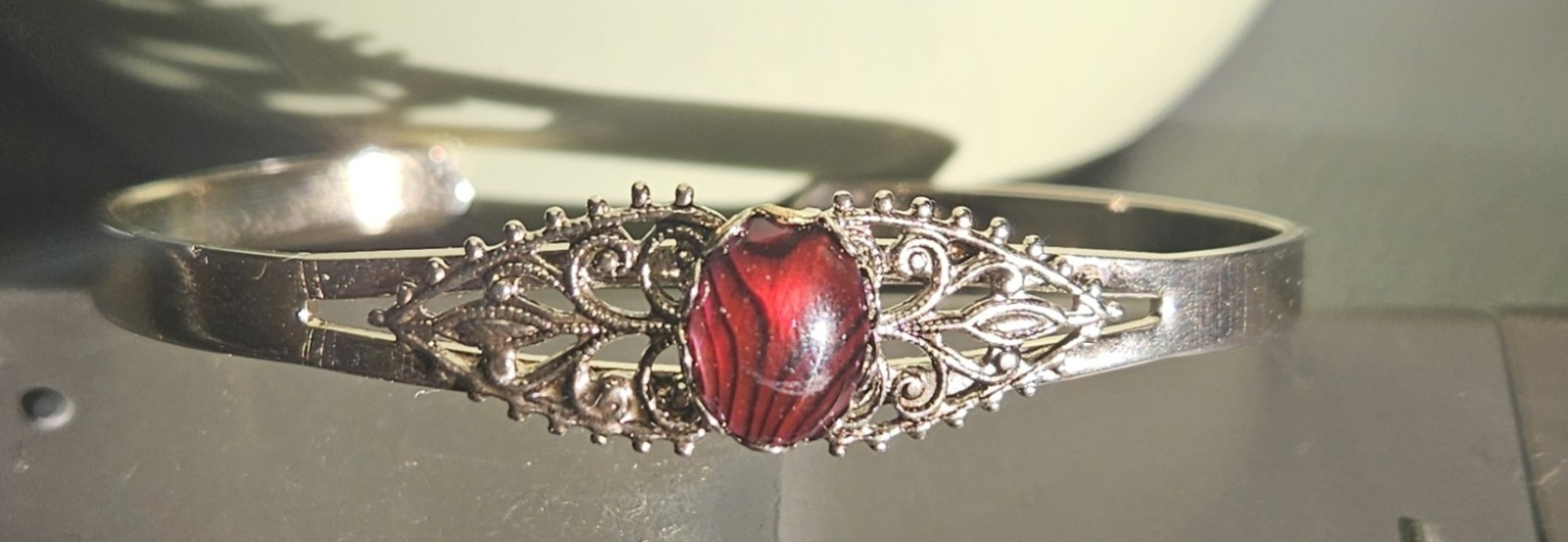 Rare find! – Ammolite Cuff Bracelet Red Tones. GORGEOUS! Excellent Condition!