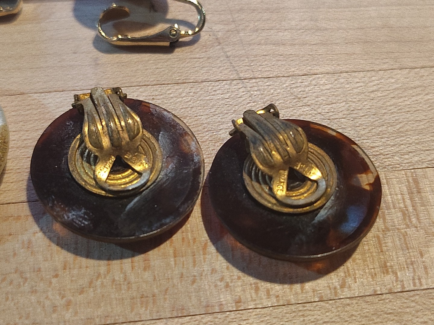 Vintage Clip-on Earrings Lot Of 4 As Shown