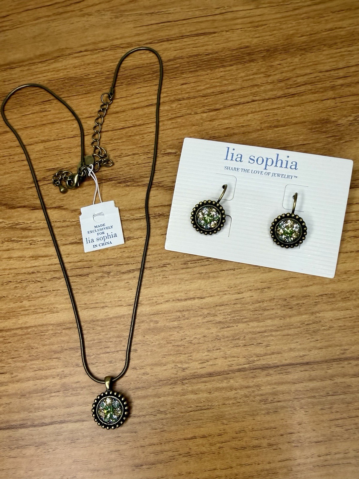 Lia Sophia Vintage Style Green Crystal Necklace Earrings Set Bronze Tone New