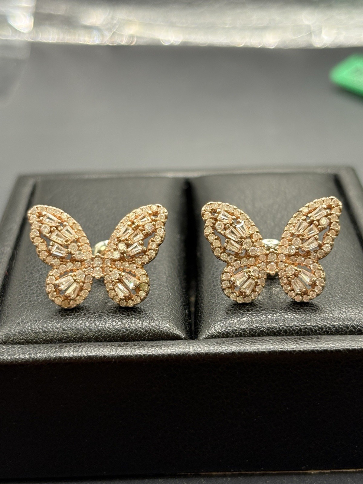 EUC Rose Sterling Silver Cubic Zirconia Butterfly Earrings 4 Grams C17