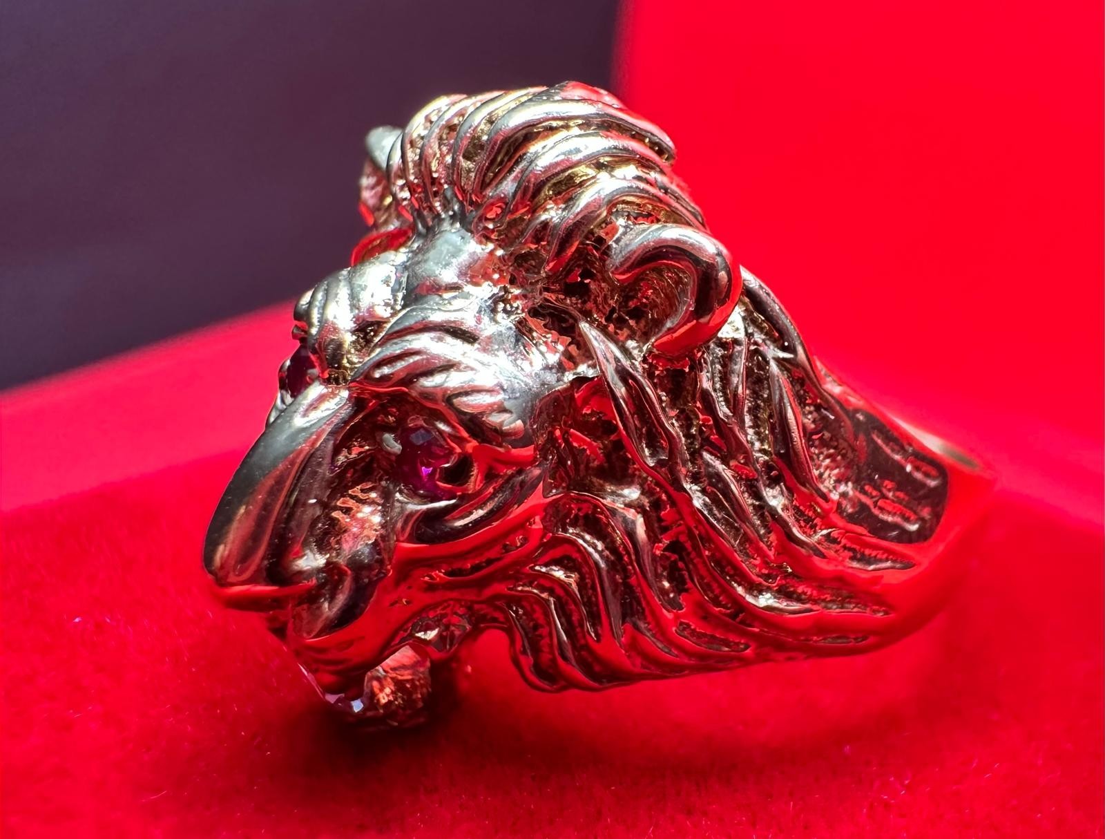 10K Yellow Gold Lion Head Ring