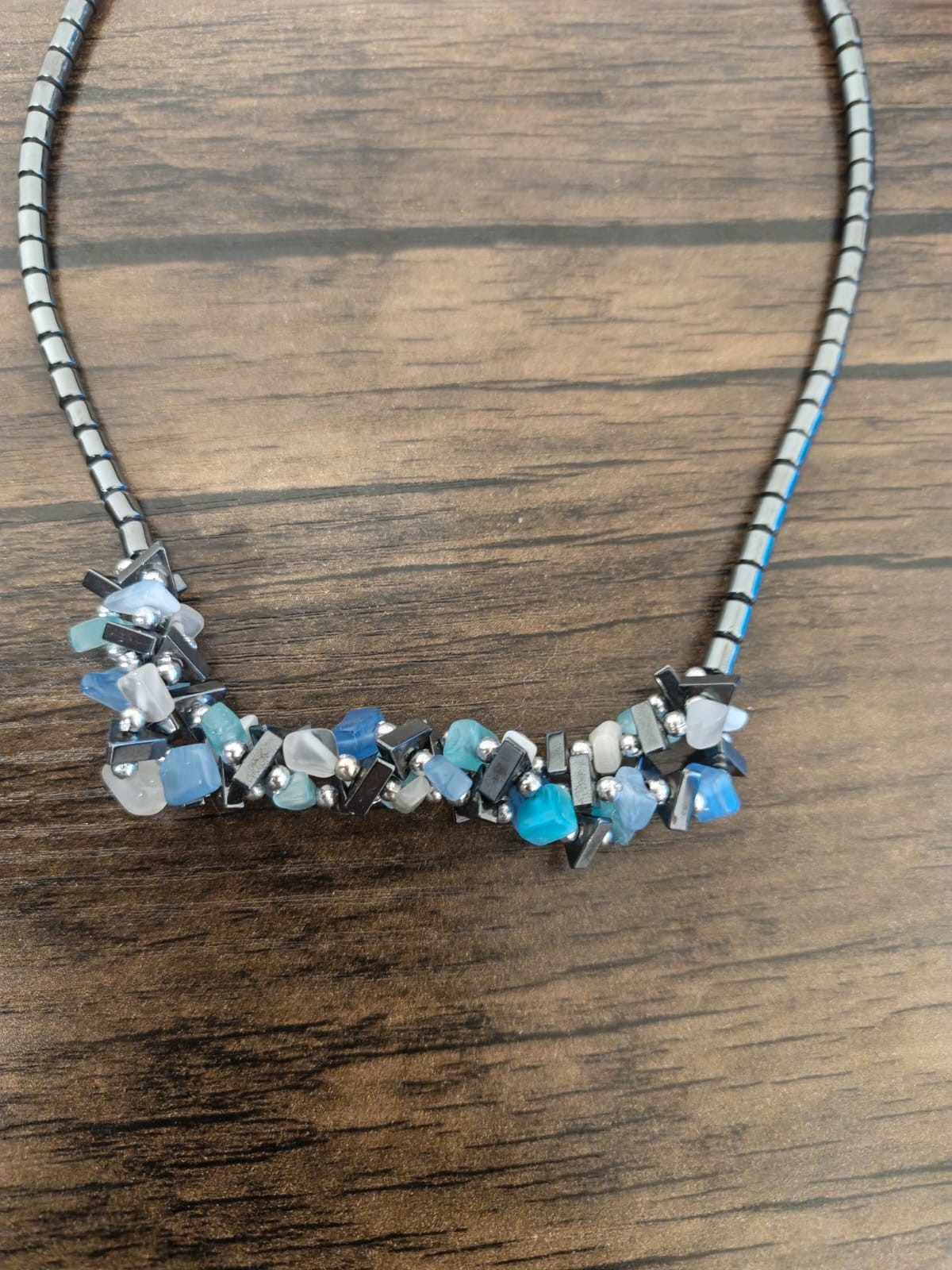 Modern Elegant Bead Necklace Unique Blue and Metallic Design for Daily Wear