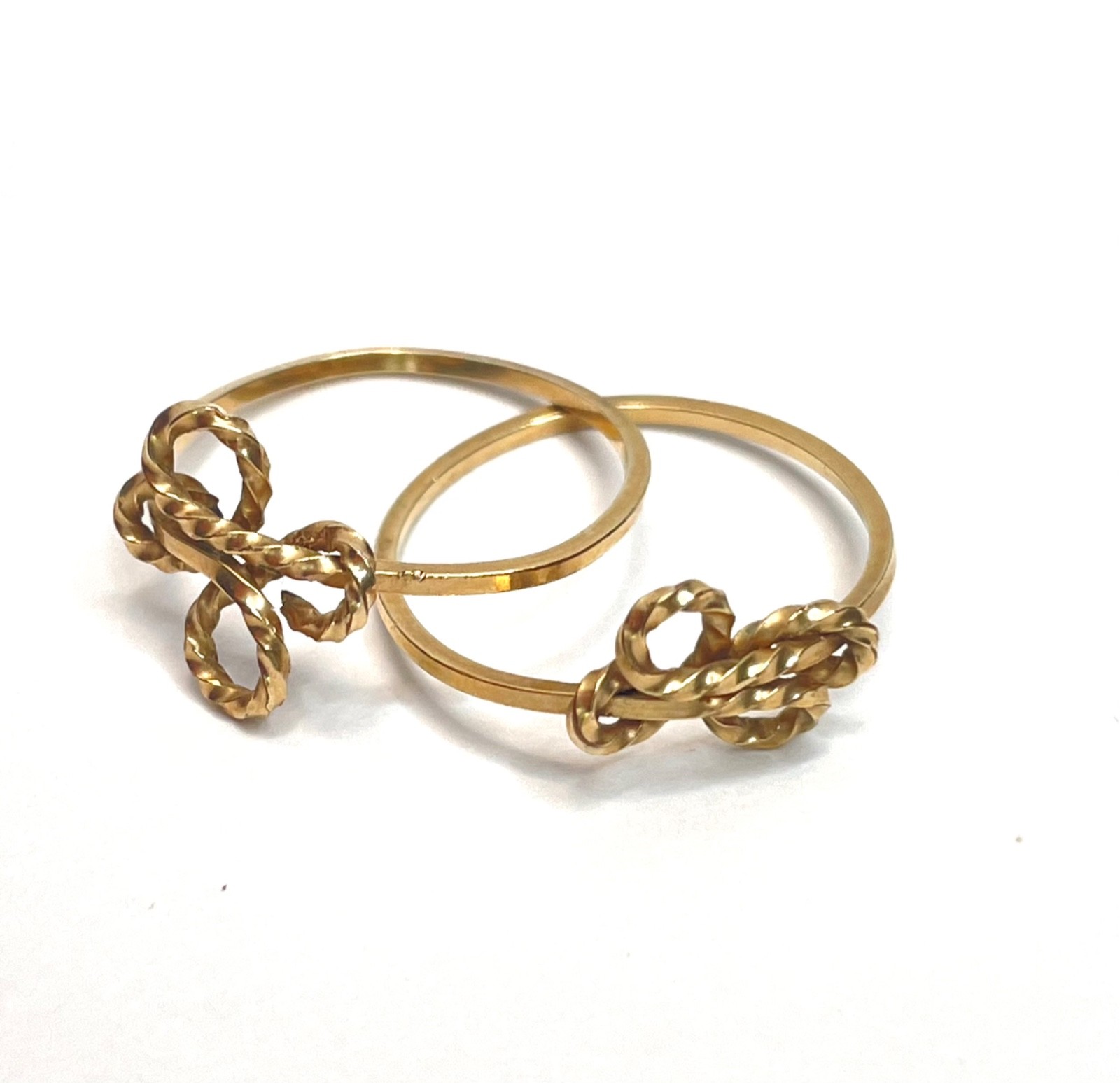 VINTAGE SET OF 2 GOLD TONE TWISTED KNOT STACK RINGS SIZE 5 1/2