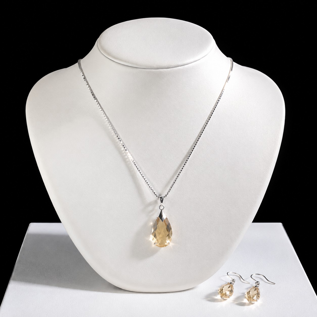 Swarovski Crystal Teardrop Necklace Earrings Set White Gold Filled Elegant
