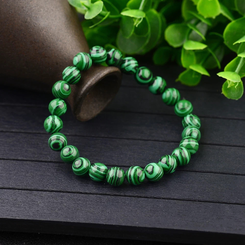 Handmade Natural 8mm Green Malachite Round Gemstone Beads Stretch Bracelet
