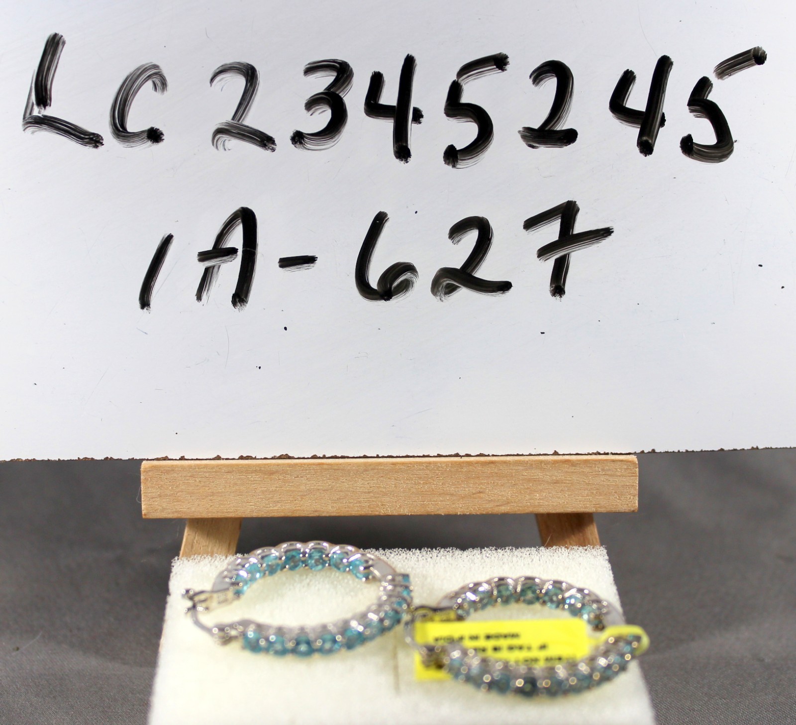 MADAGASCAR PARAIBA APATITE-INSIDE/OUTSIDE-CLICKER CLOSE-EARRINGS-PLAT/STER SILV