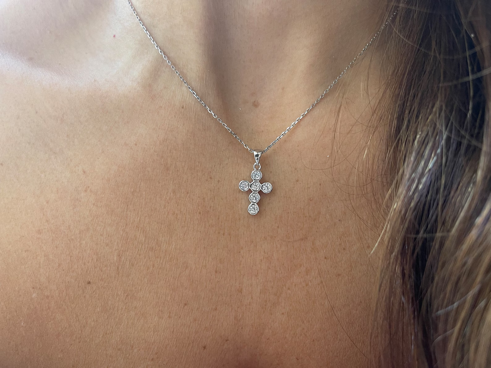Lab Grown 1.50 Ct Round EF VS Diamond Small Cross Necklace in 14K White Gold