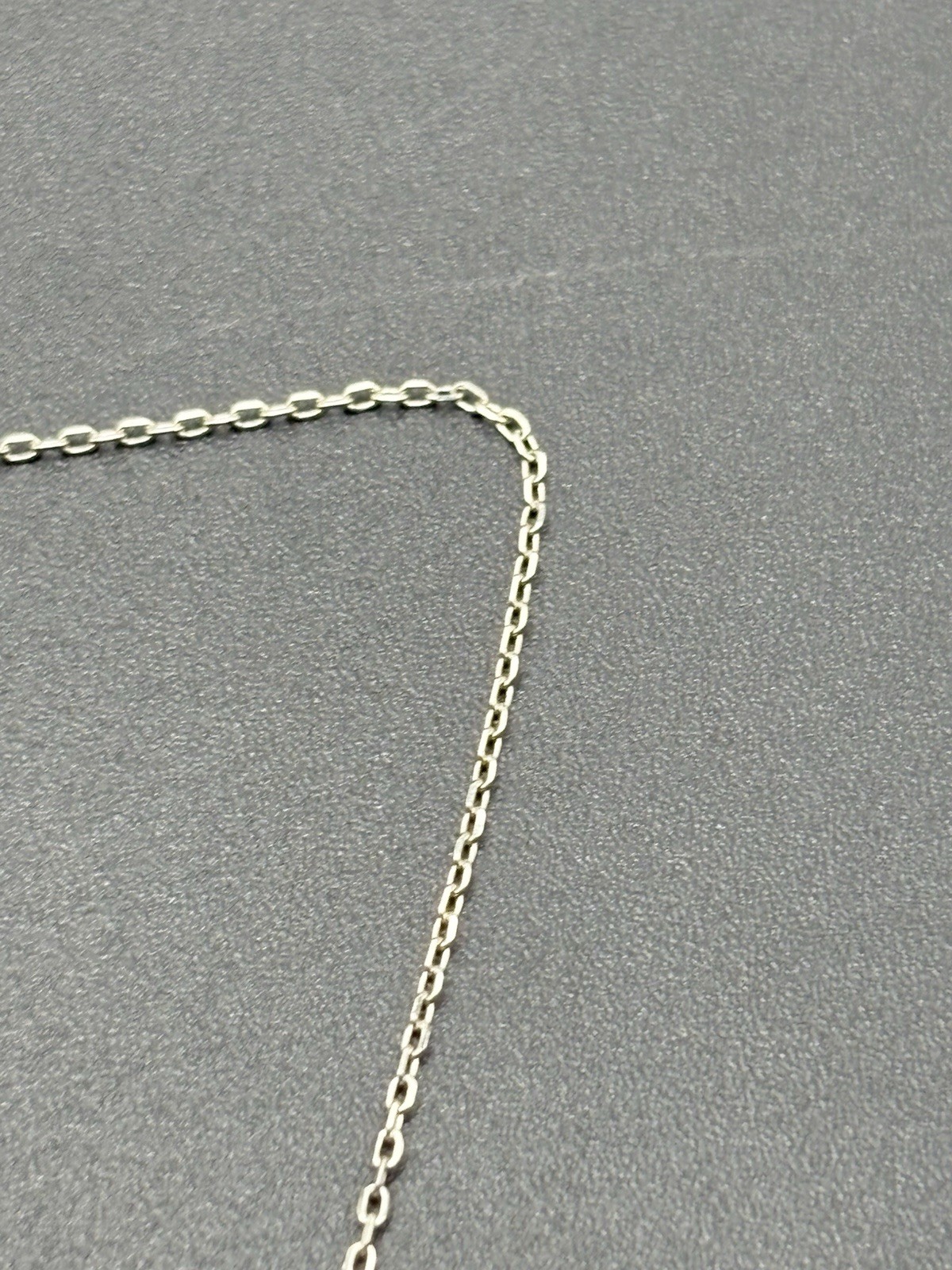 New Condition 18″ Sterling Silver Black Cubic Zirconia Paper Clip Necklace 925