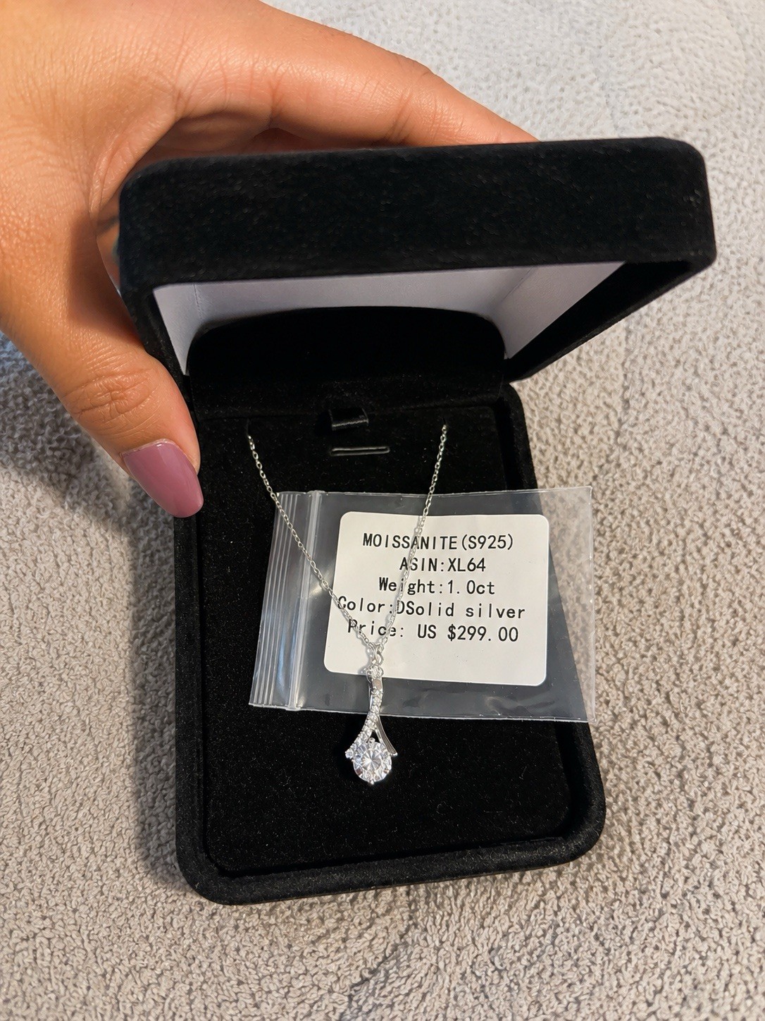 1.0 CT D Color Moissanite s925 Pendant and Chain adjustable 16-18 size