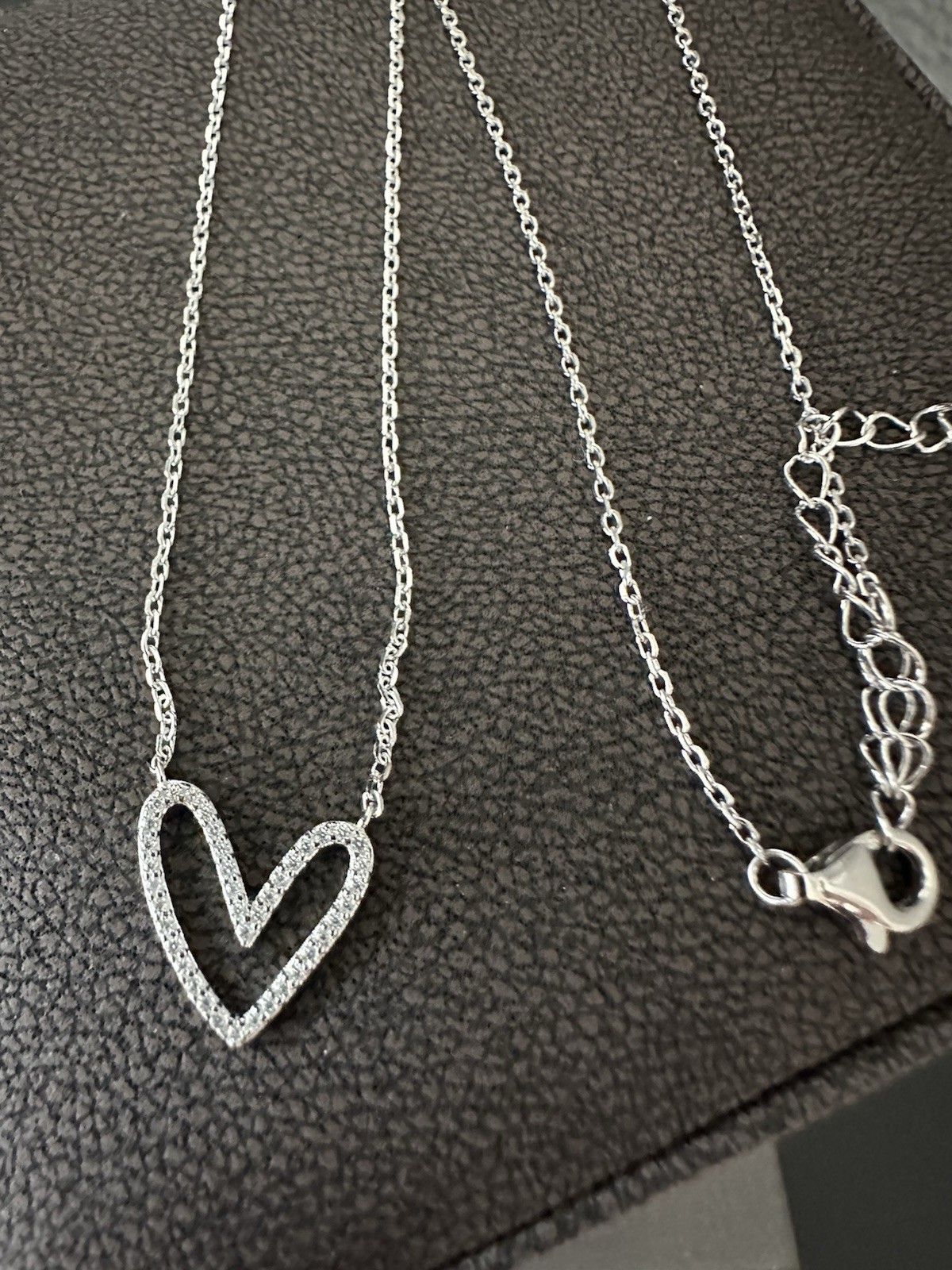 New Rachael Zoe 925 Sterling Silver & CZ Heart Necklace – Mother’s Day Special