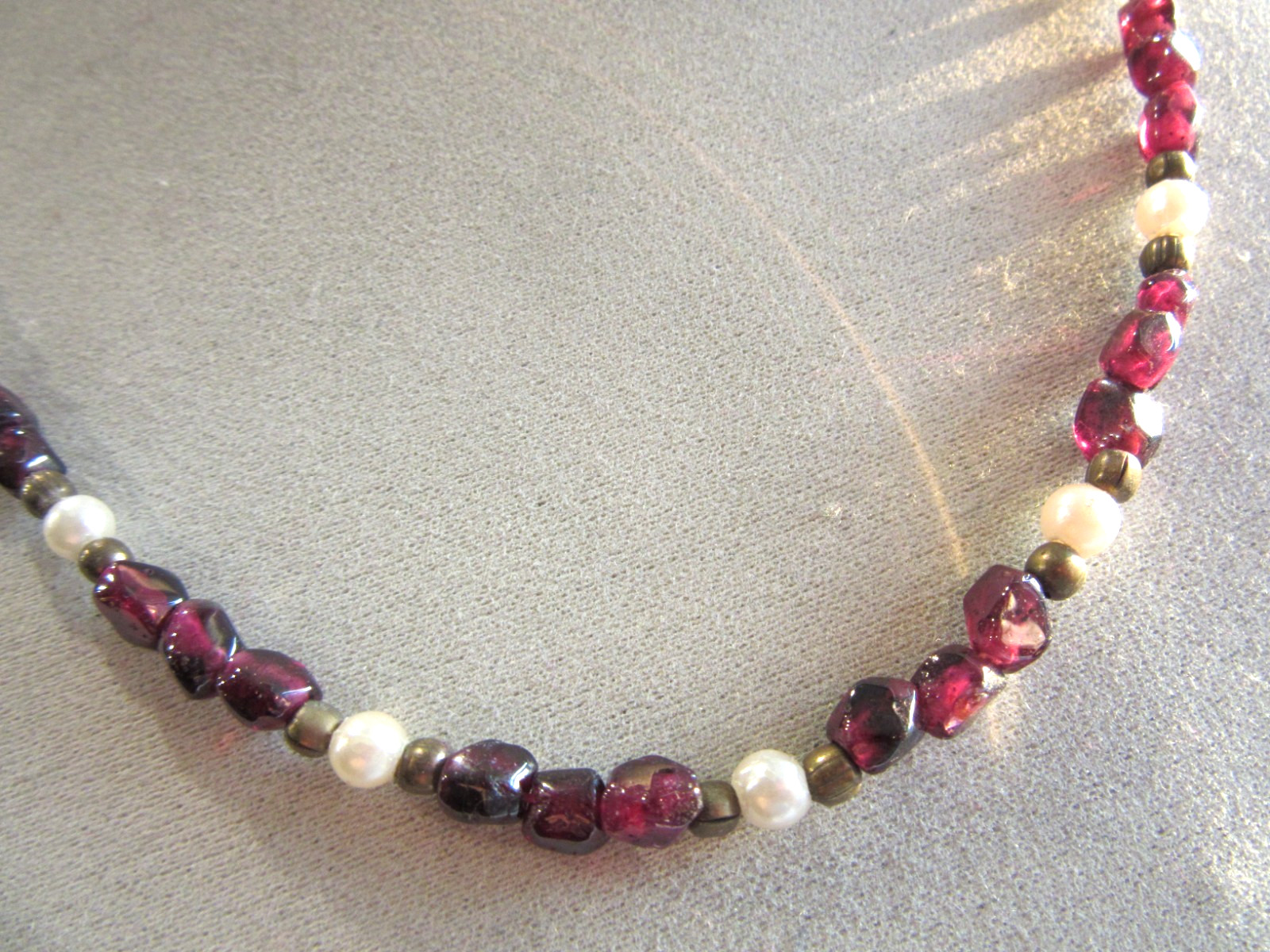 Antiqued brass eastern design red glass beaded pendant necklace -20″ long