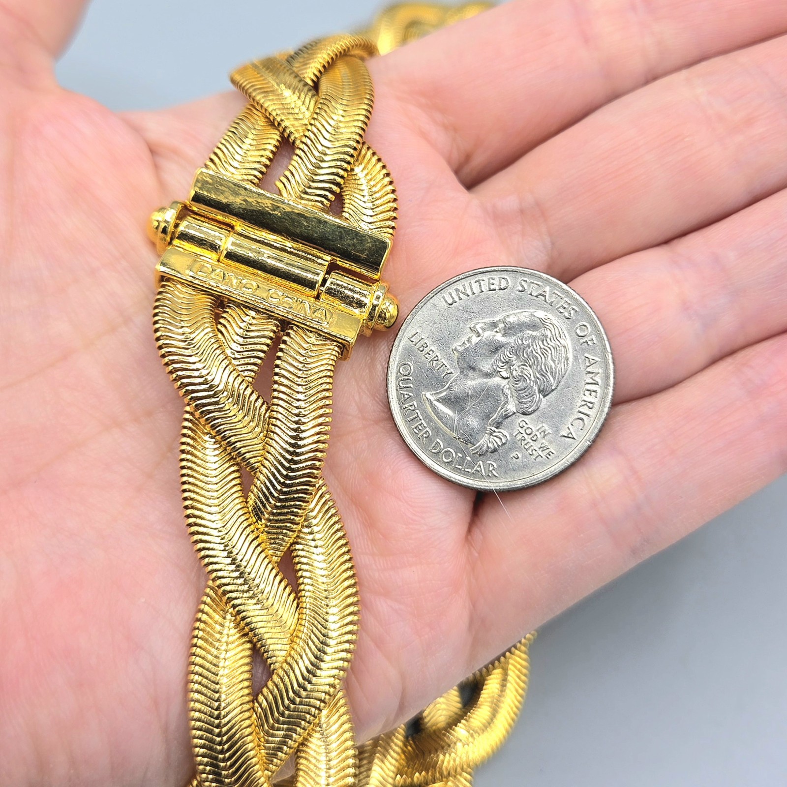 1990’s QVC Linda Dano Signed Gold Tone Triple Omega Chain Braided Necklace 17″