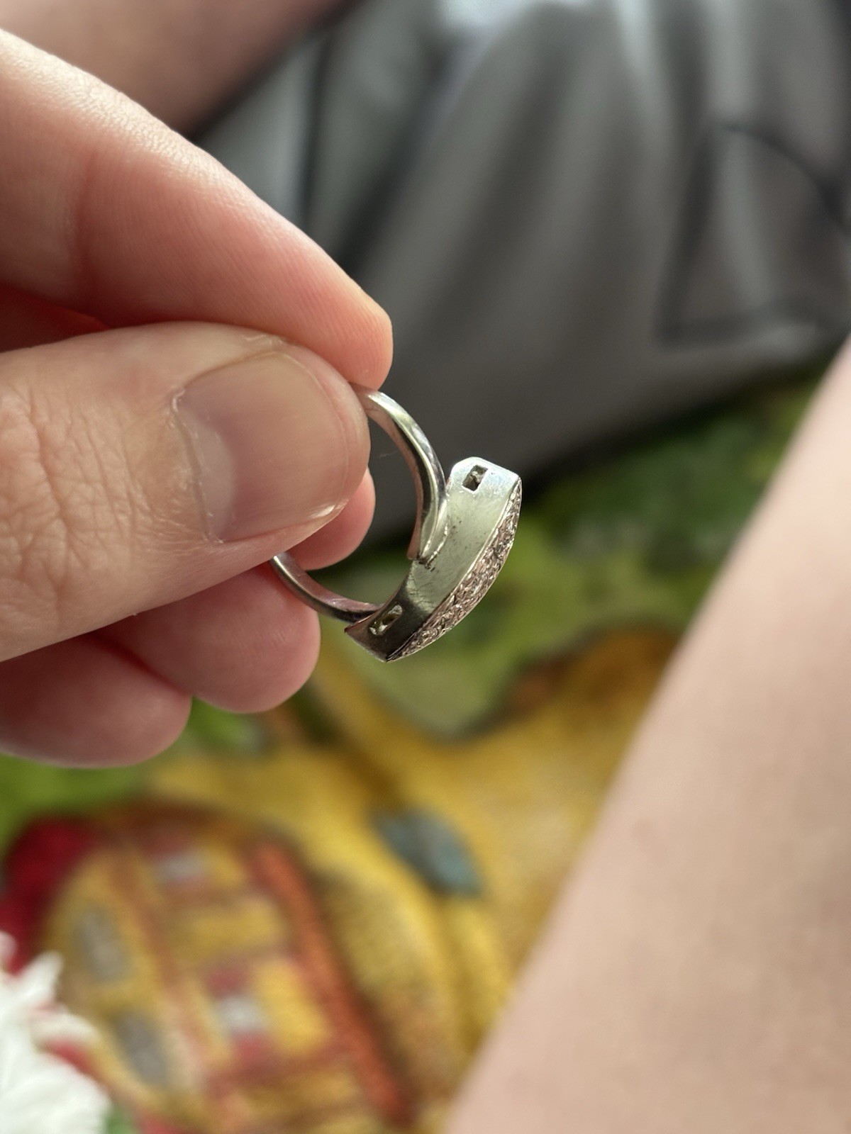 Sterling Silver Oblong Ring With 3 CZ Stones Size 6