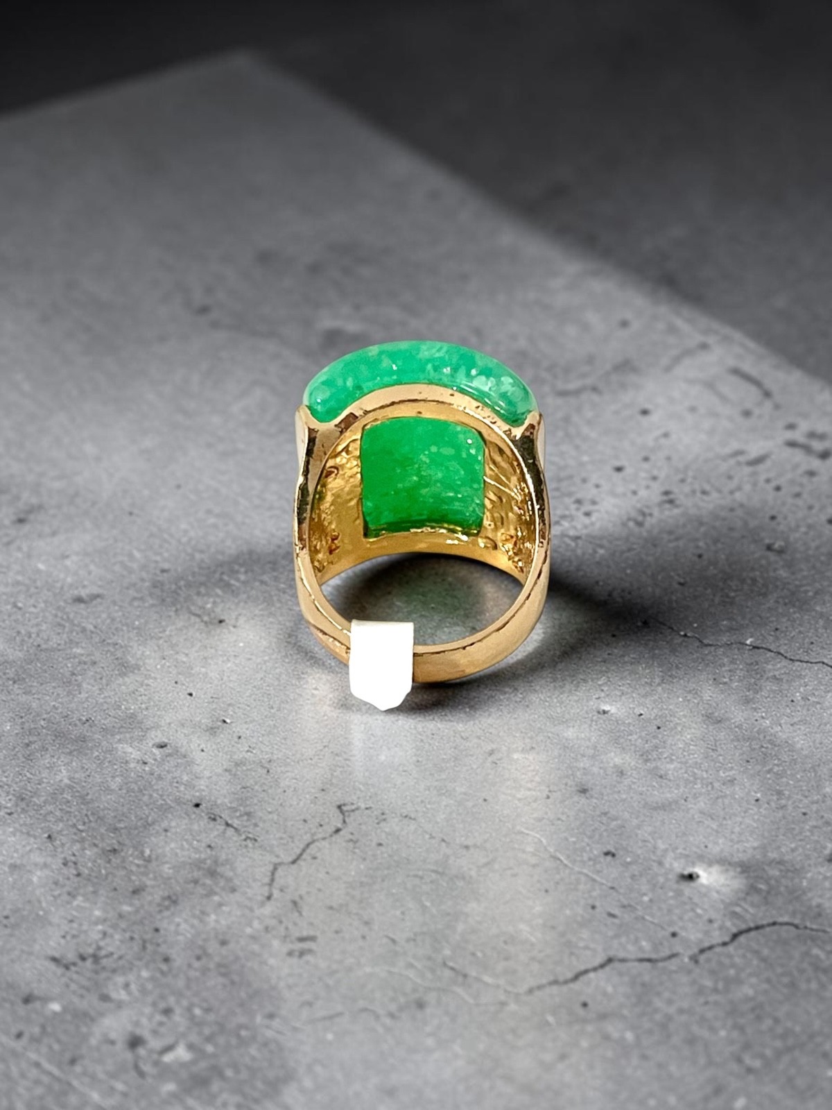 Casual Everyday Bold Statement Ring Glittered Green Acrylic Size 9